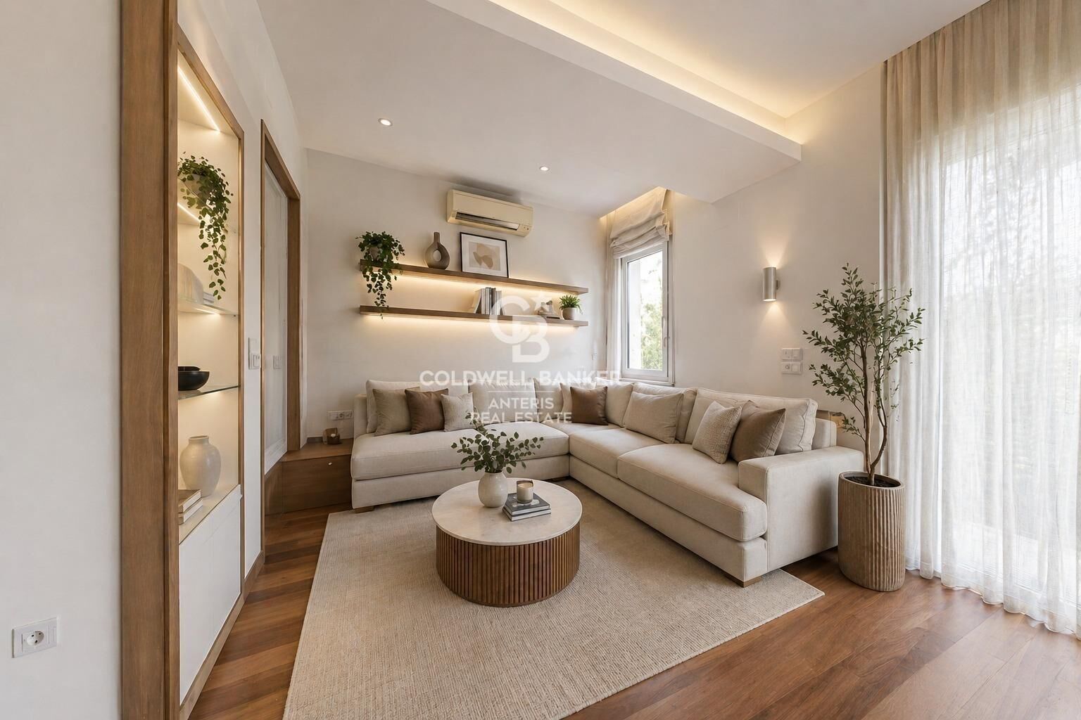 Exclusive bright apartment on Enric Granados street