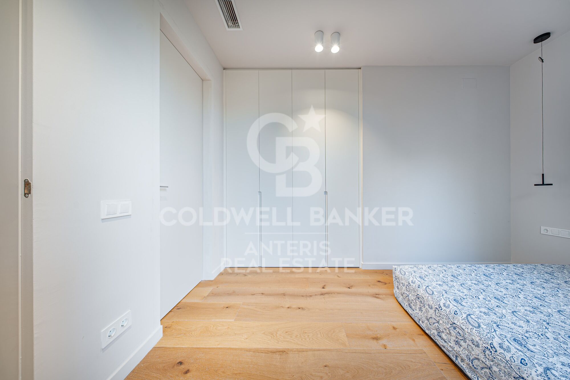 Exclusive renovated property with original architectural features