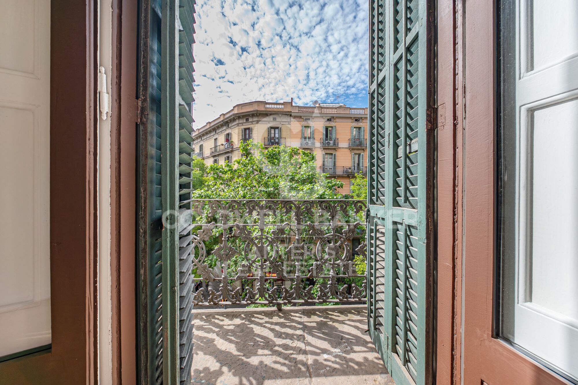 Exclusive renovated property with original architectural features