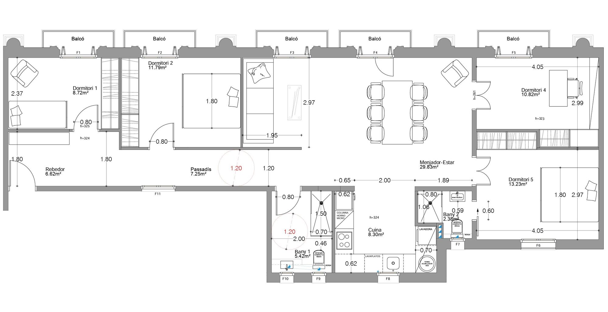 Exclusiva vivienda reformada con elementos originales