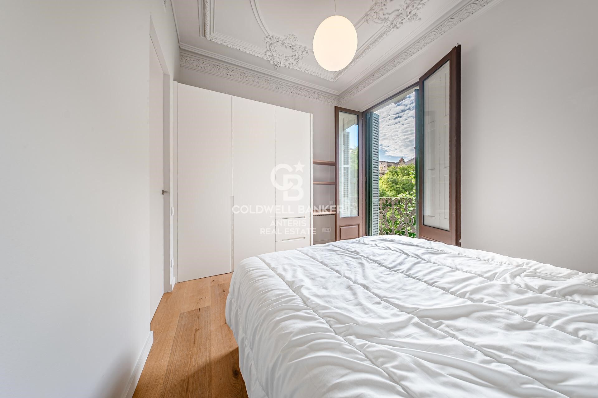 Exclusive renovated property with original architectural features