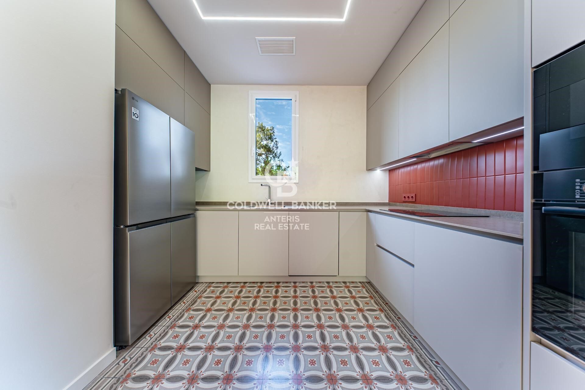 Exclusive renovated property with original architectural features
