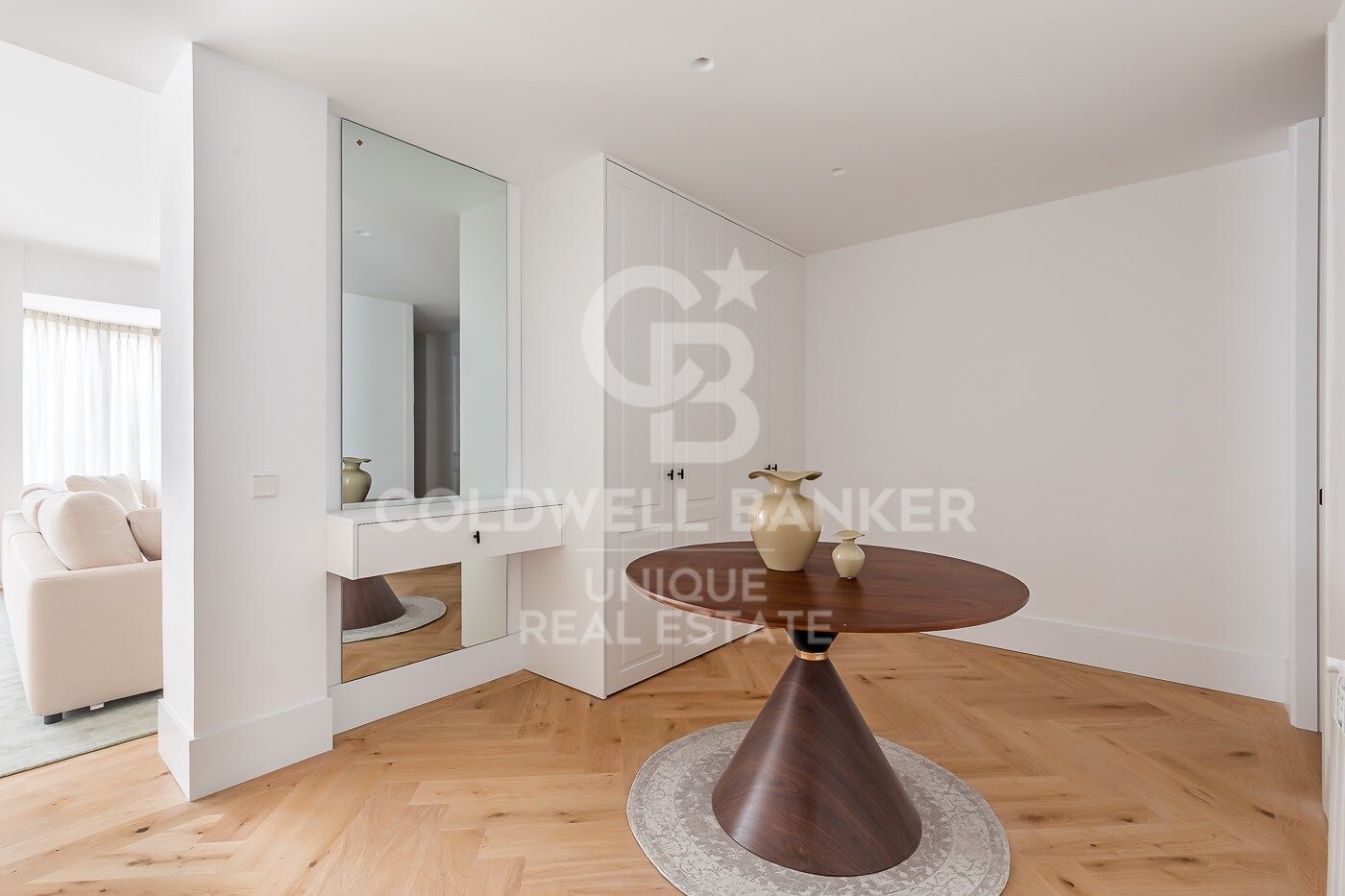 Piso exterior reformado con terraza, garaje y trastero en Lista, Madrid