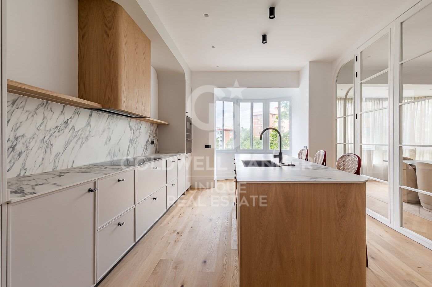 Piso exterior reformado con terraza, garaje y trastero en Lista, Madrid