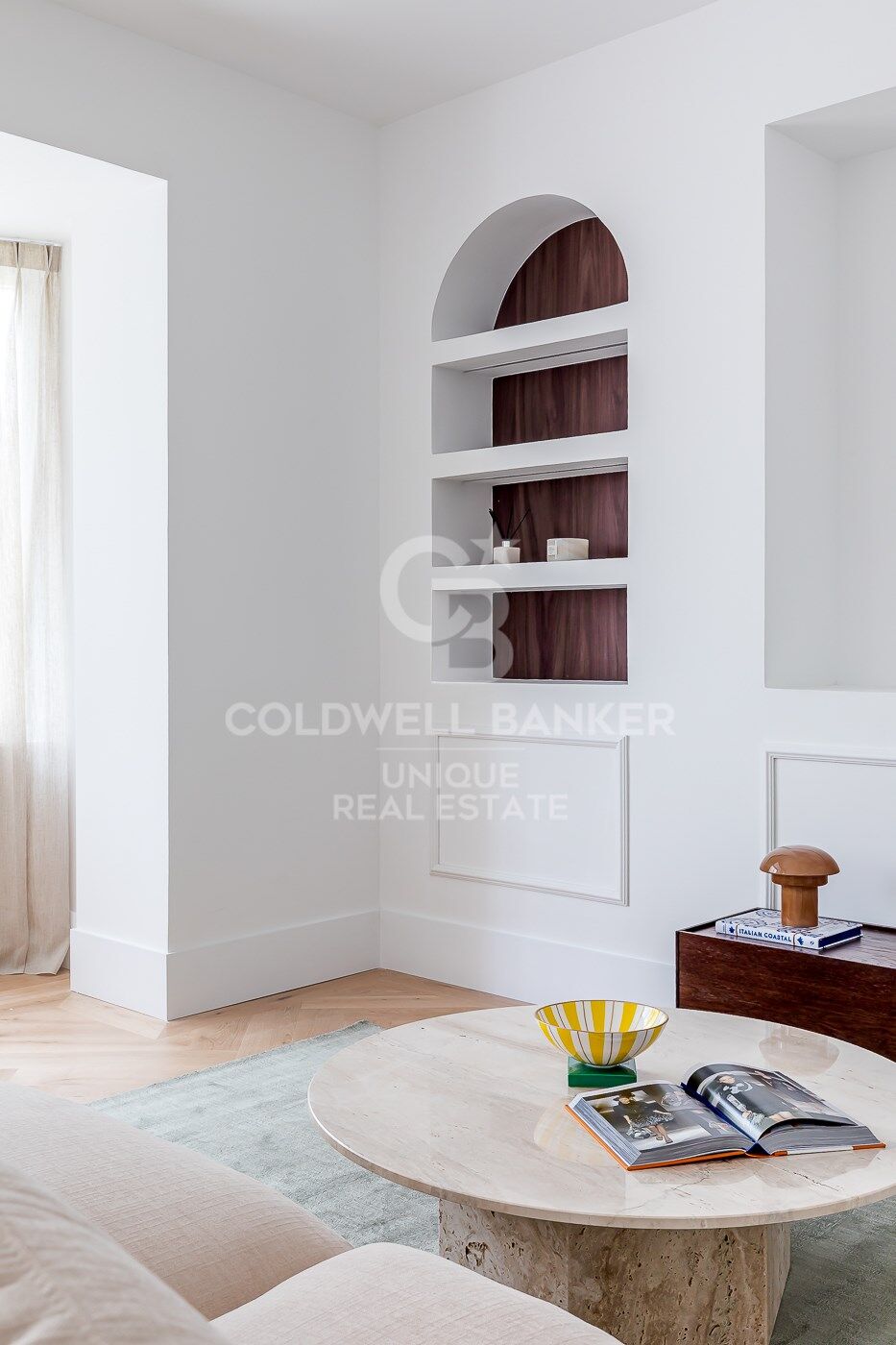 Appartement extérieur rénové avec terrasse, garage et débarras à Lista, Madrid
