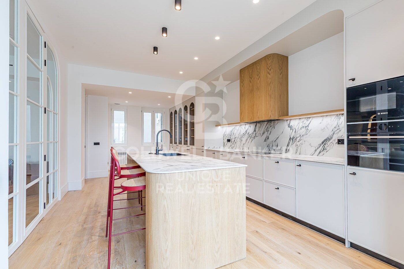Appartement extérieur rénové avec terrasse, garage et débarras à Lista, Madrid