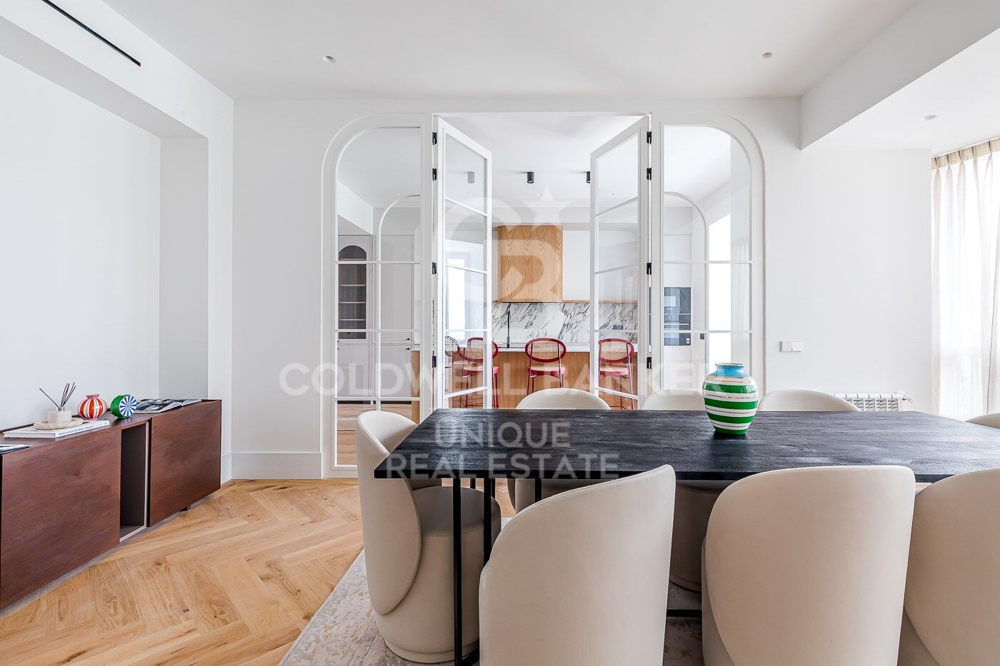 Appartement extérieur rénové avec terrasse, garage et débarras à Lista, Madrid
