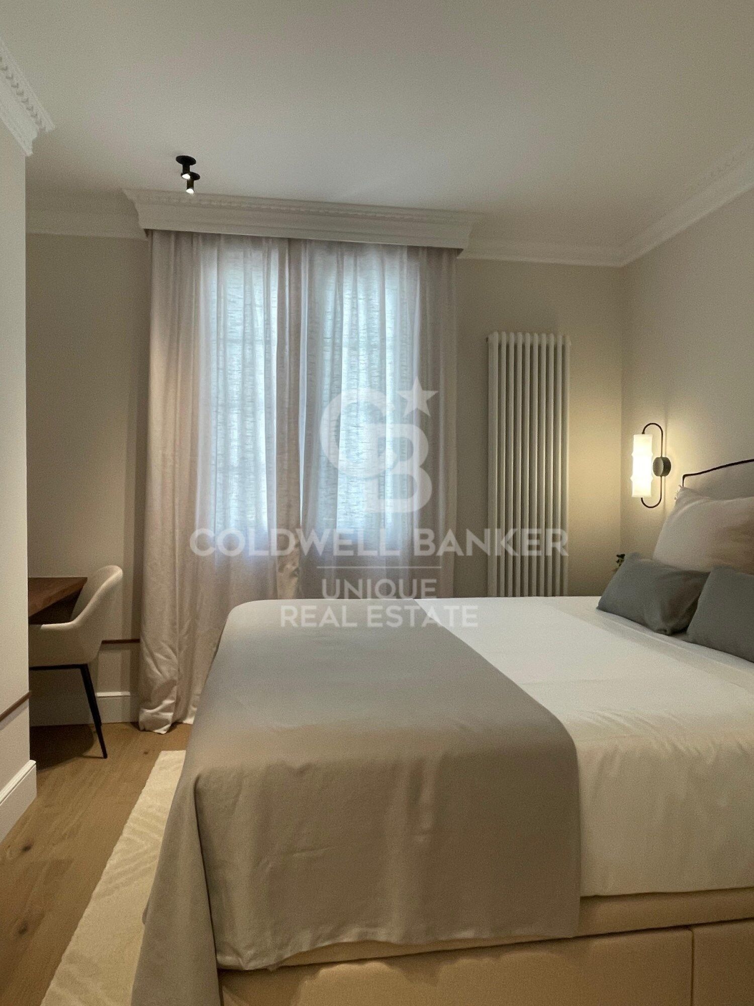 Exterior renovated apartment in Castellana, Madrid