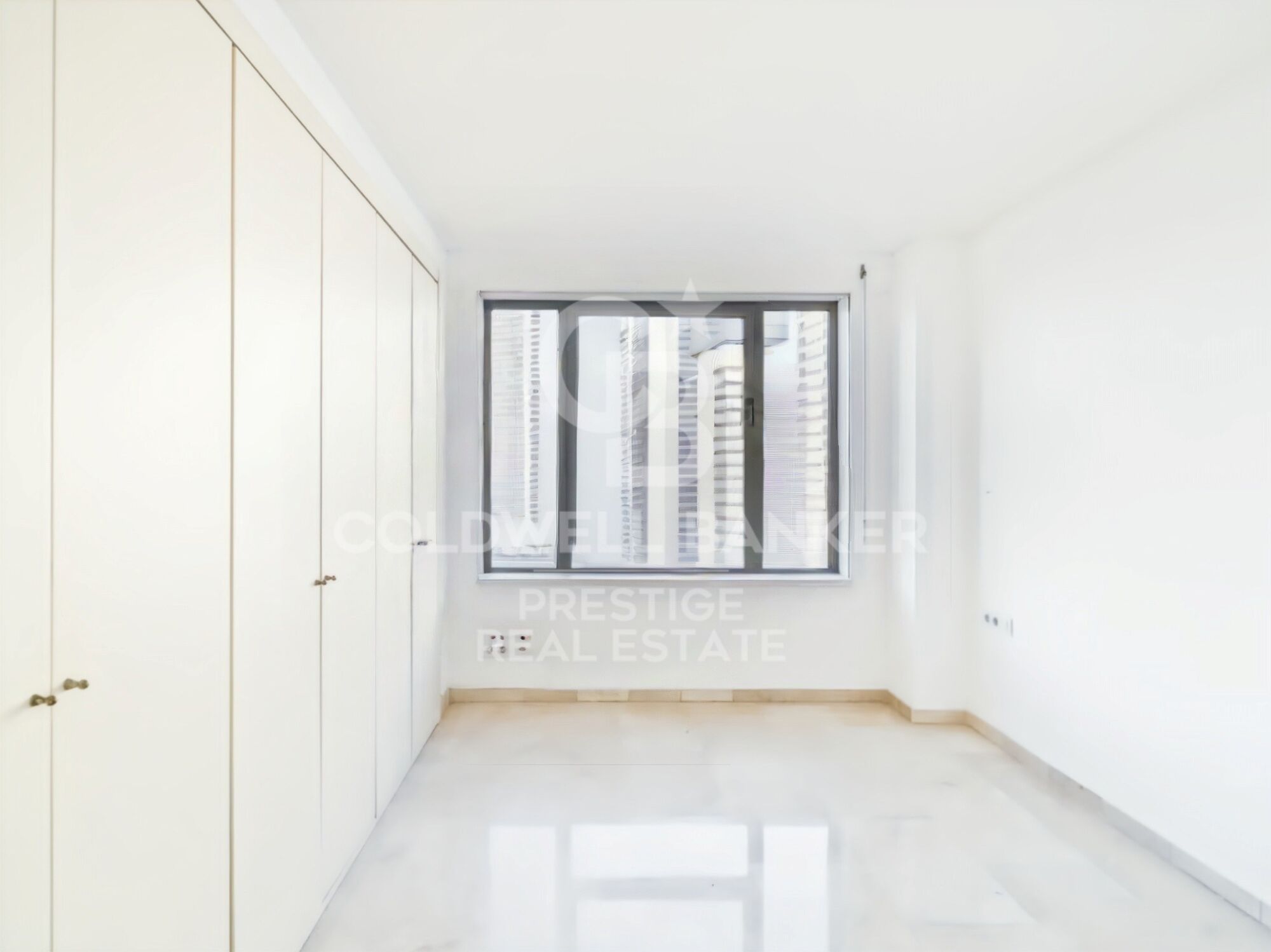 Flat 4 Bedrooms Sale Barcelona