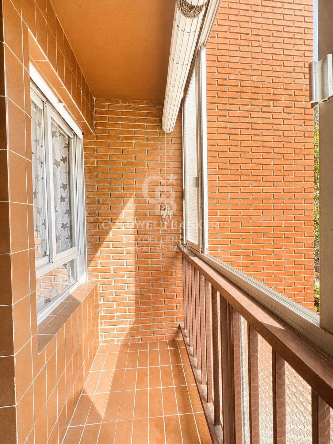 Spacious and bright flat with 2 terraces in Amistad area