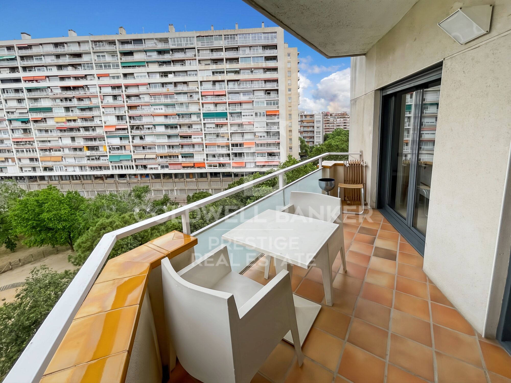 Elegance, light and views in one of the most sought-after areas of Les Corts