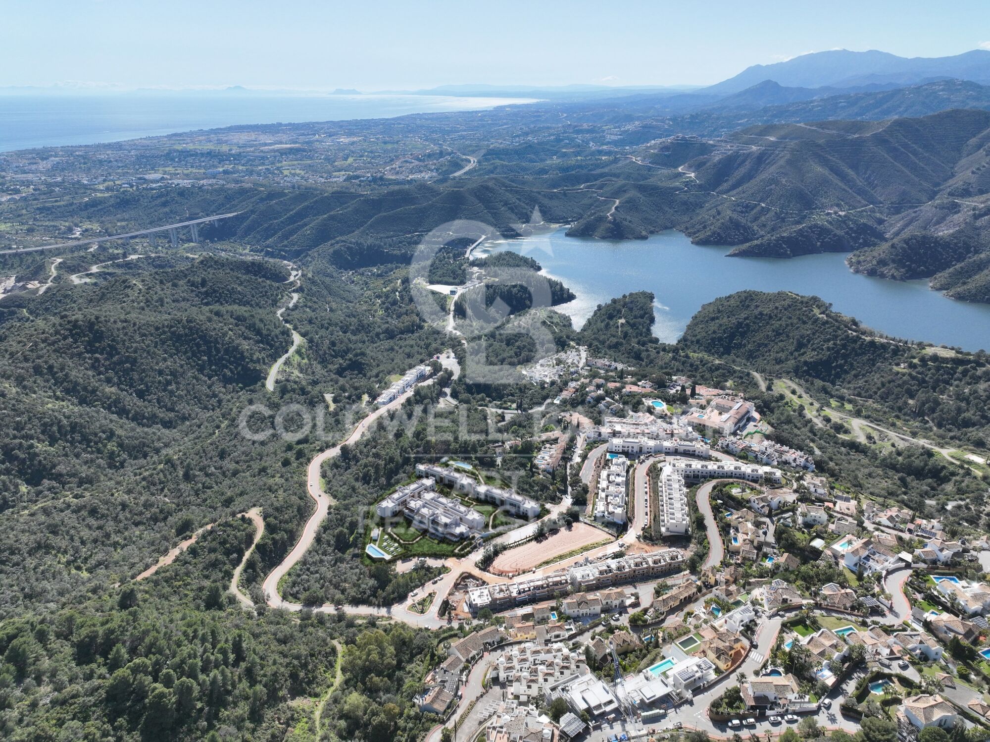 Nueva promoción de apartamentos ubicada en un enclave natural único sobre Marbella.