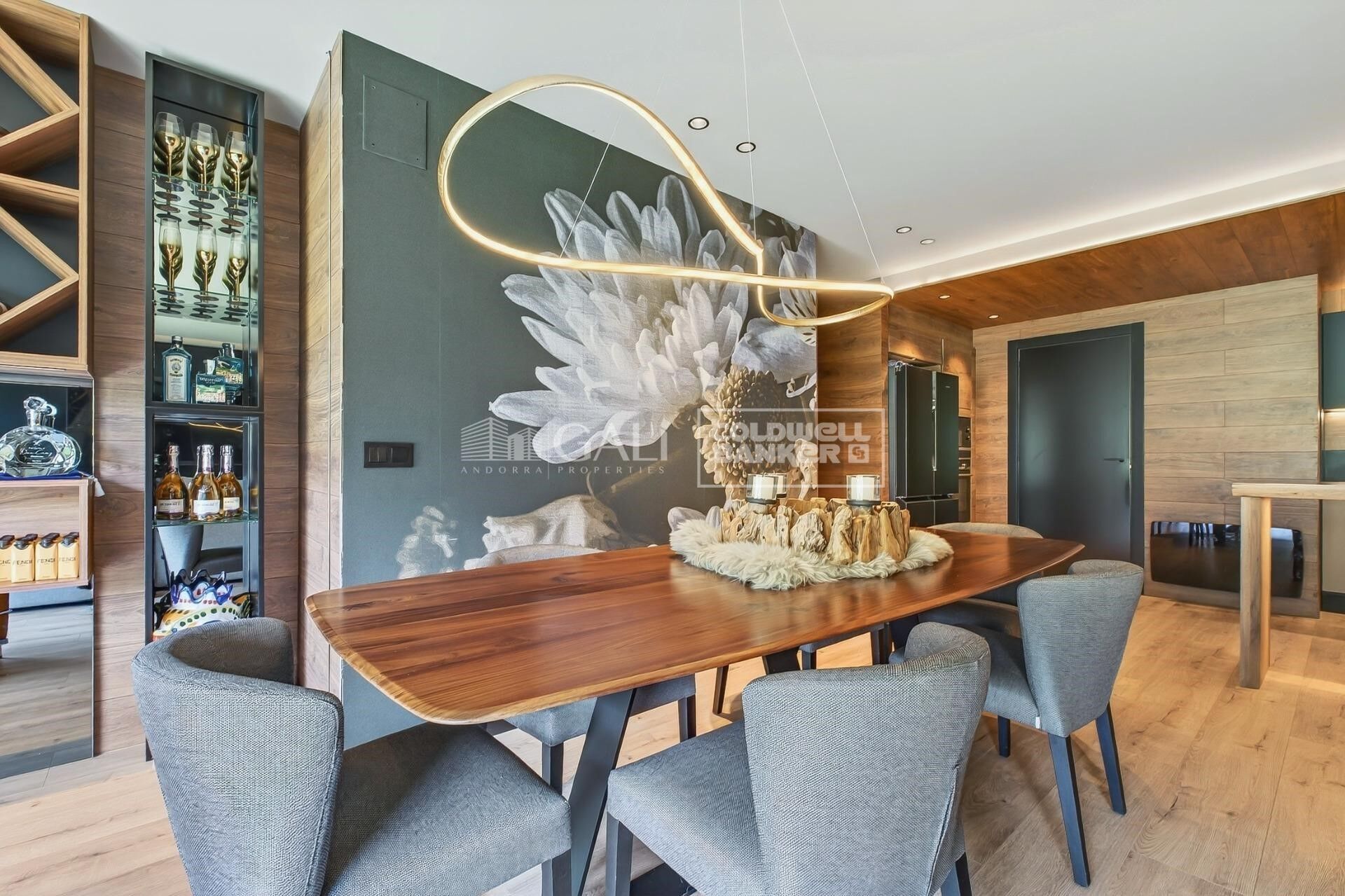 Ground floor 5 Bedrooms Sale Canillo