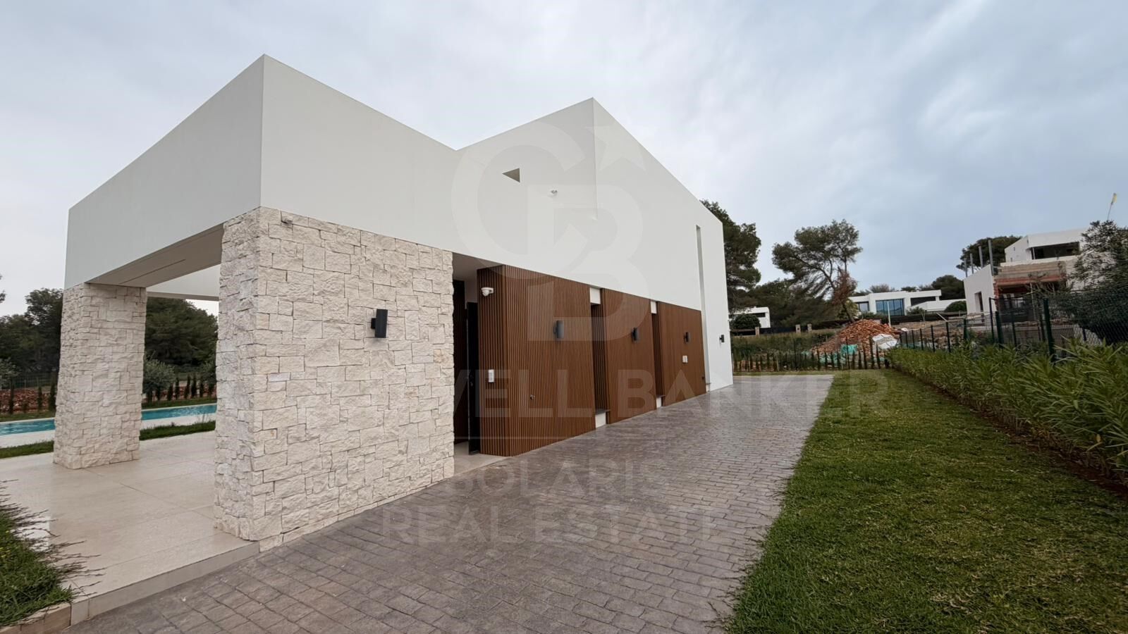 Anspruchsvolle Luxusvilla mit Pool in La Cala, Jávea