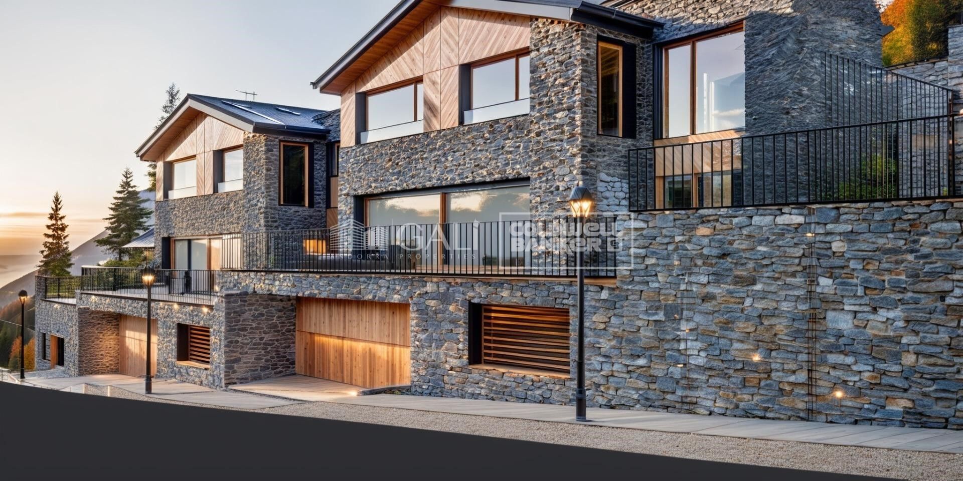 Town House 4 Bedrooms Sale Canillo
