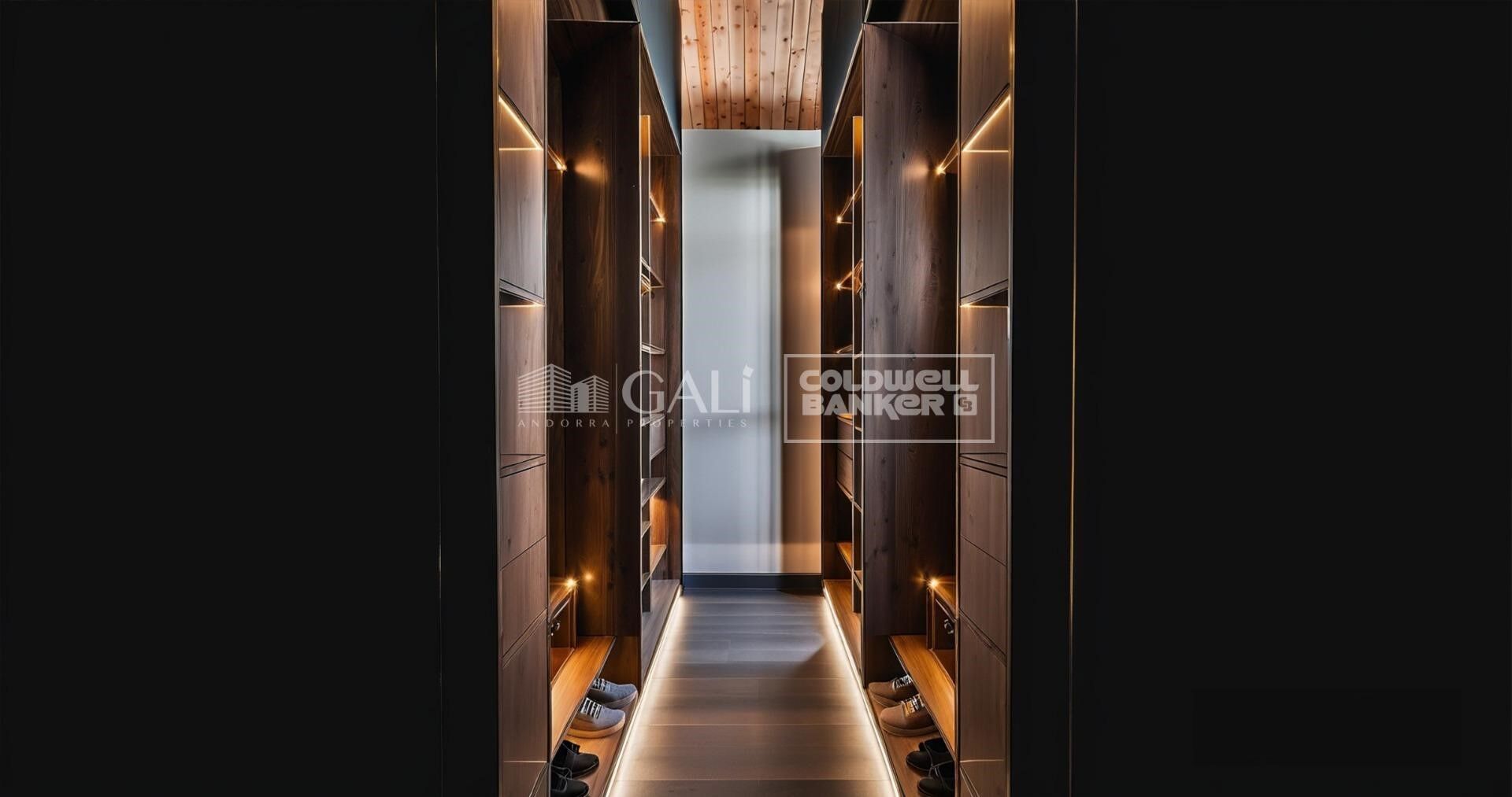 Town House 4 Bedrooms Sale Canillo