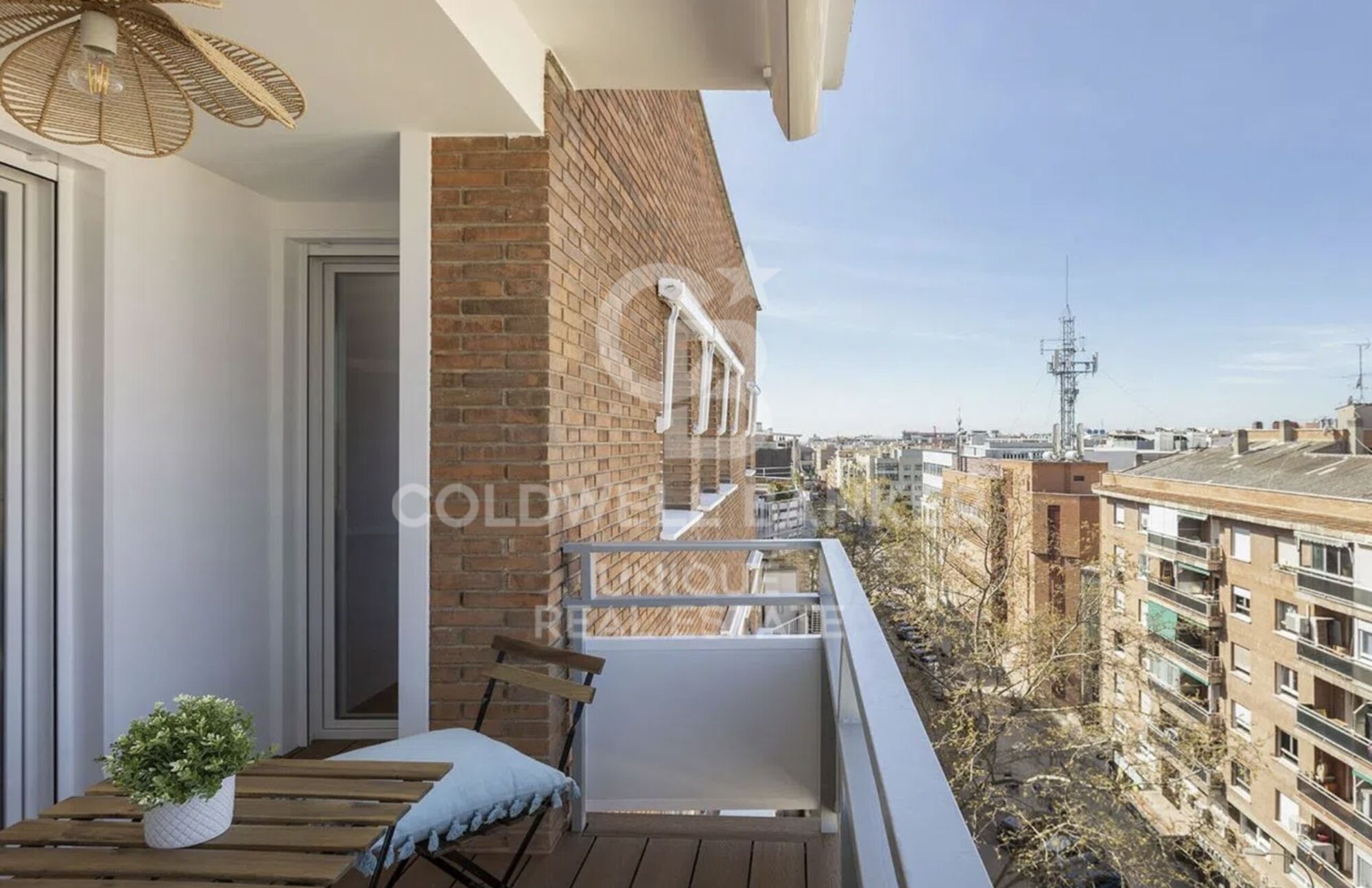 Renoviertes Außenpenthouse mit Terrasse in Tetuán, Madrid