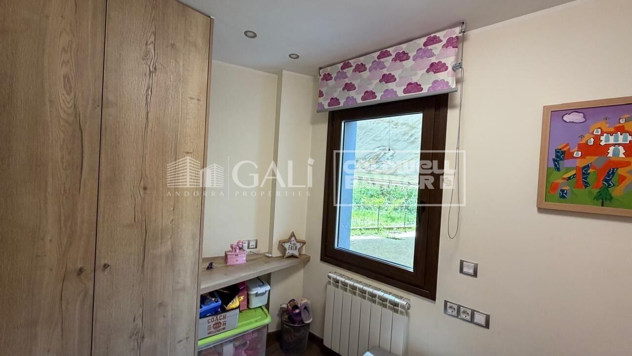 Apartment 3 Bedrooms Sale Encamp