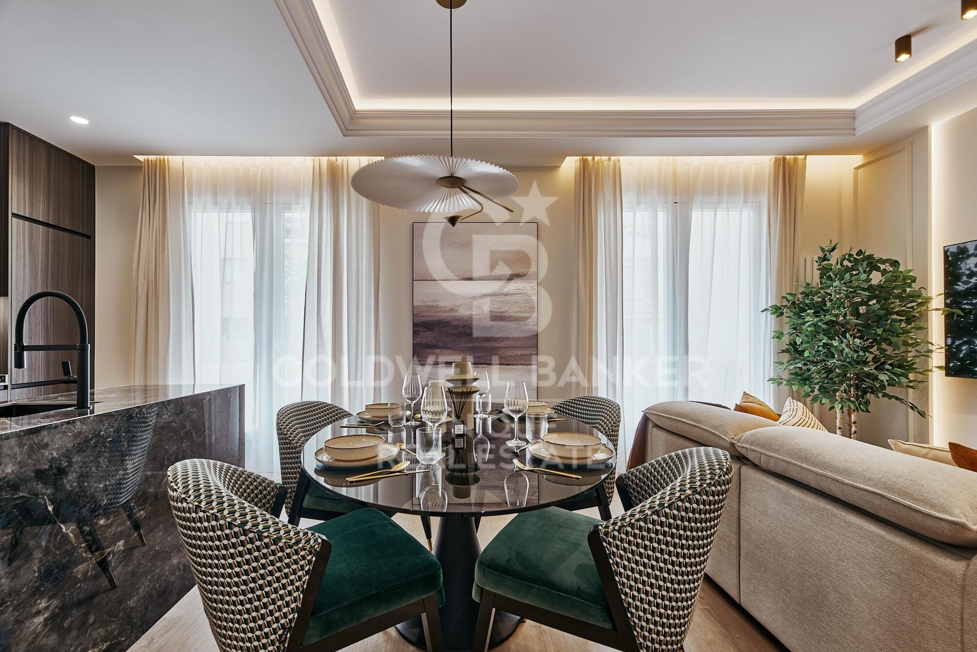 Renovated flat with terrace in Castellana, Madrid