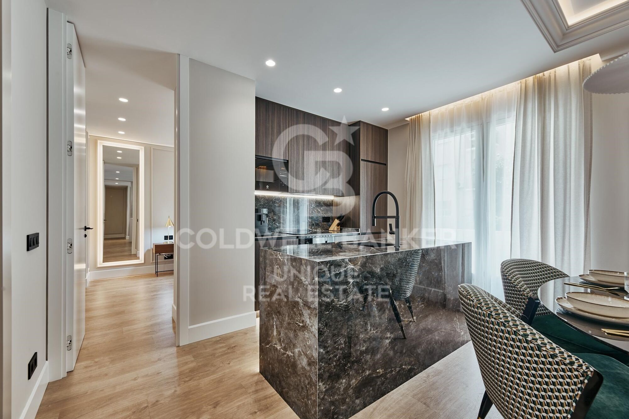 Renovated flat with terrace in Castellana, Madrid