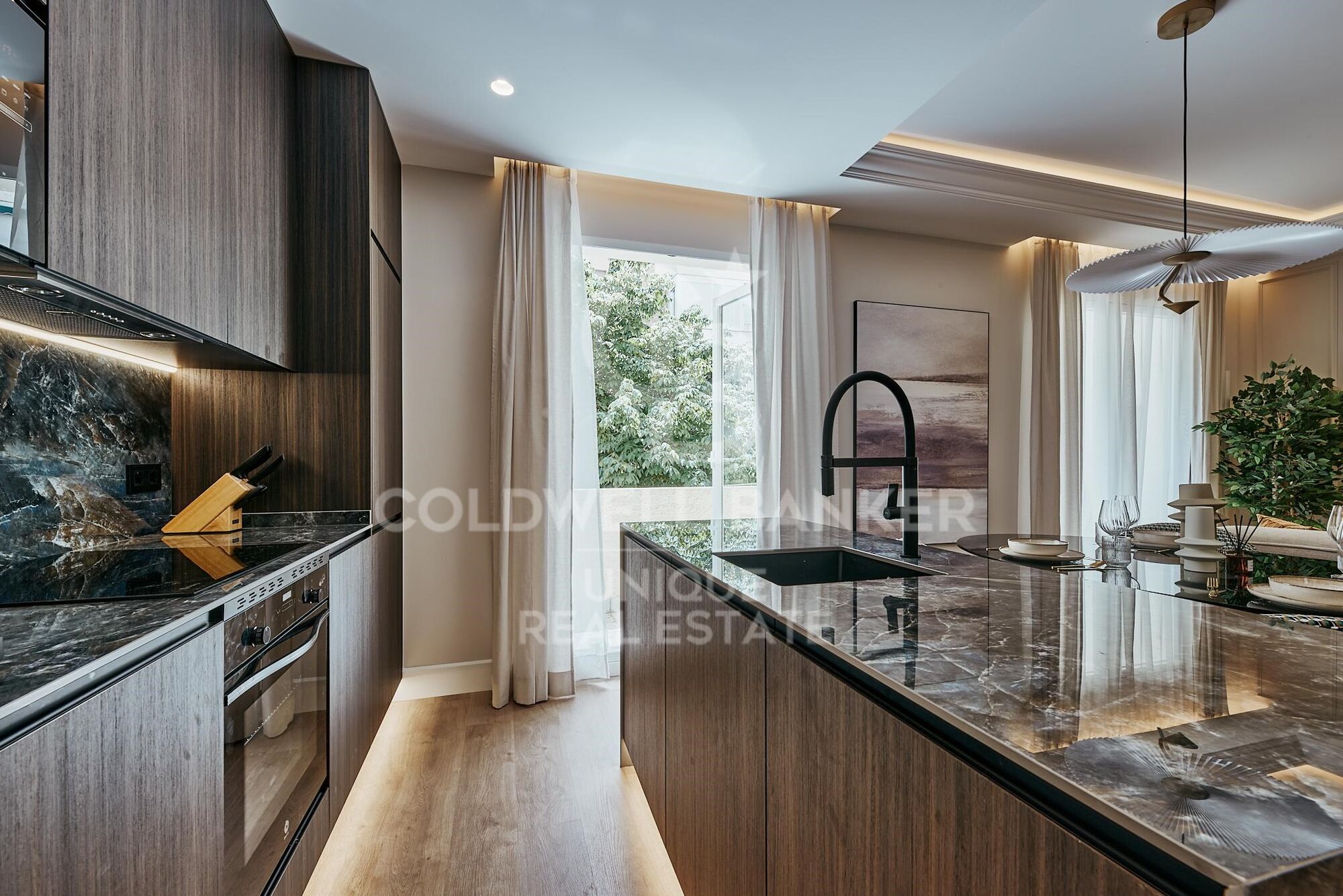 Renovated flat with terrace in Castellana, Madrid