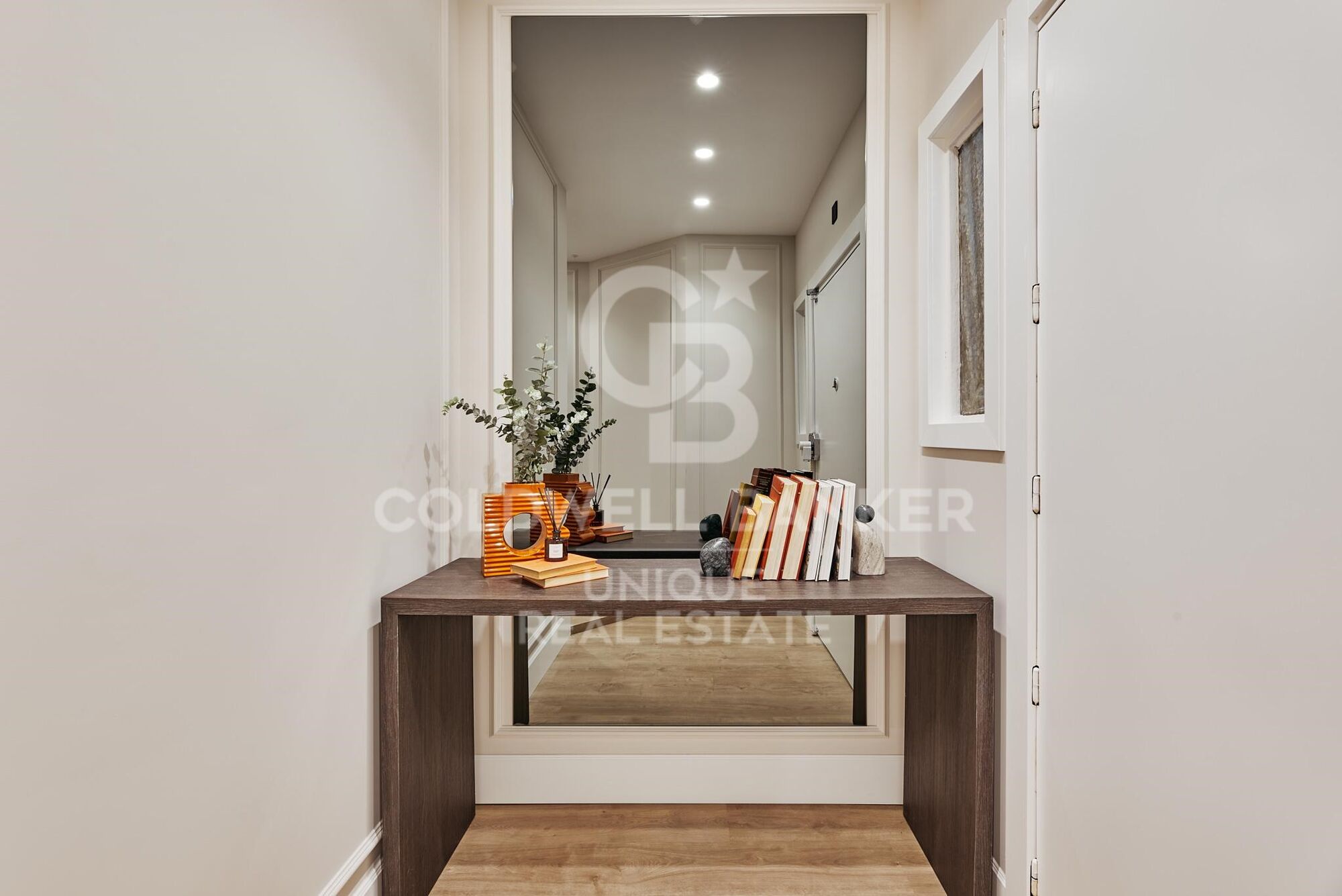 Renovated flat with terrace in Castellana, Madrid