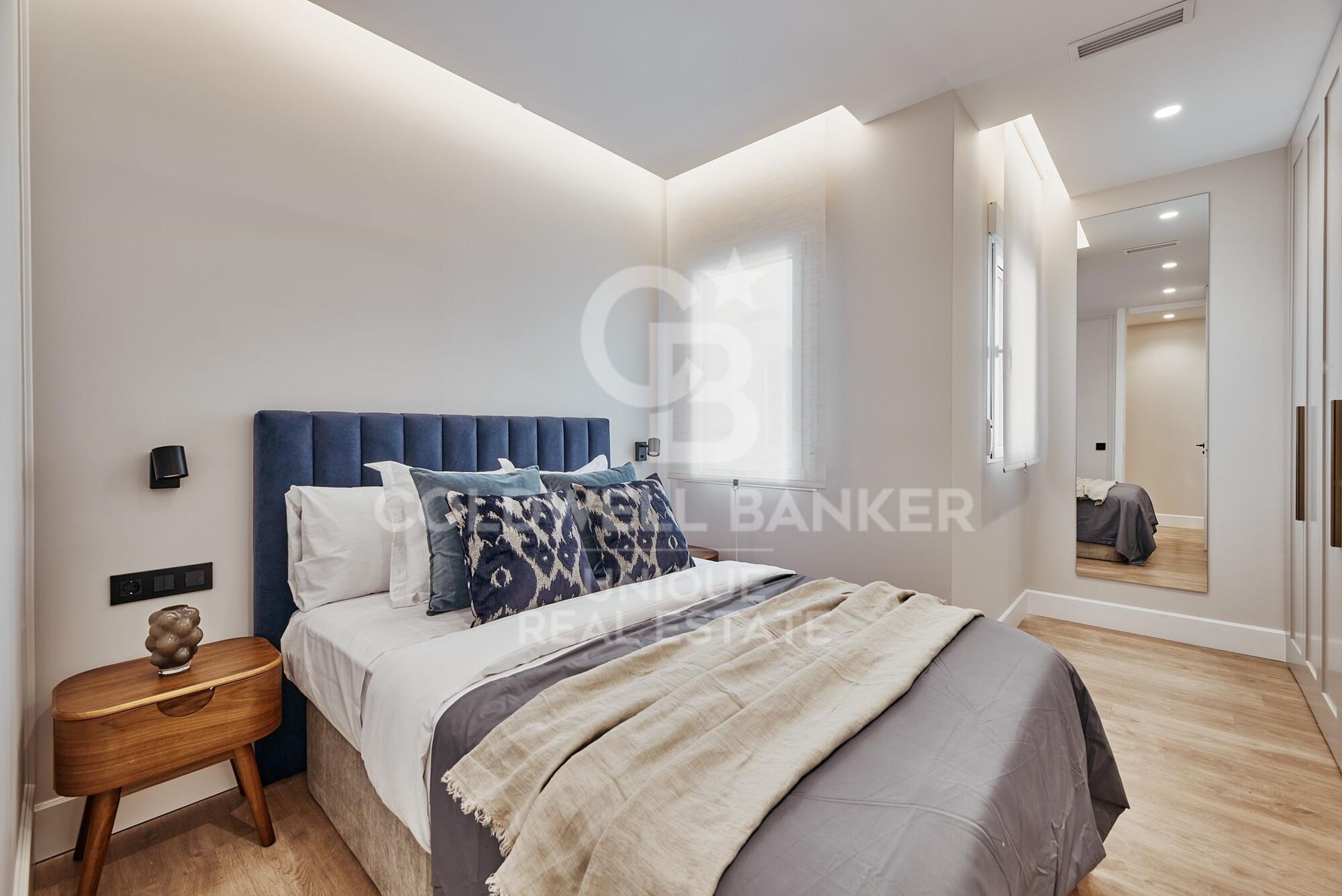 Renovated flat with terrace in Castellana, Madrid