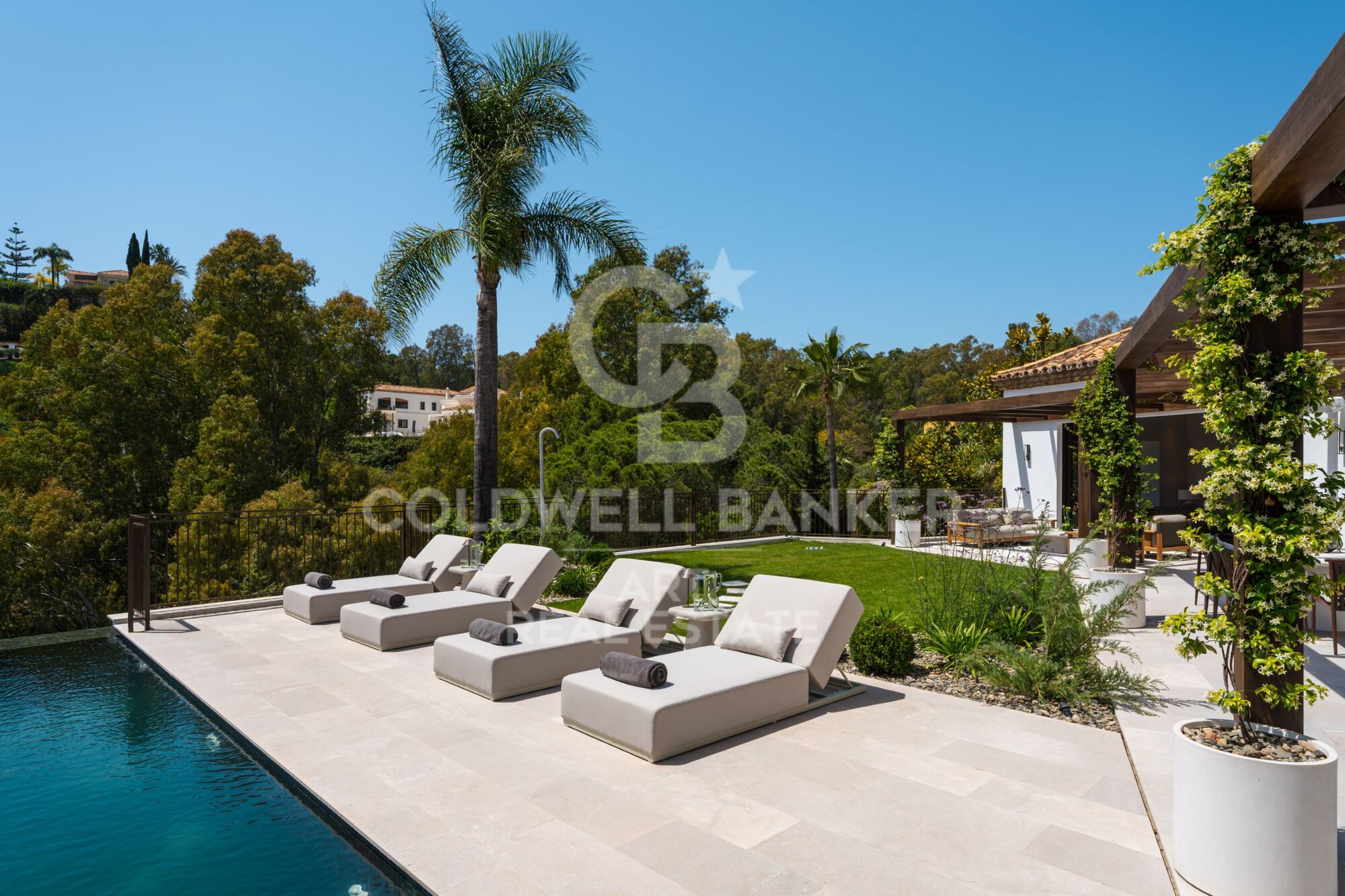 Espectacular villa en el corazón de El Herrojo- Benahavís