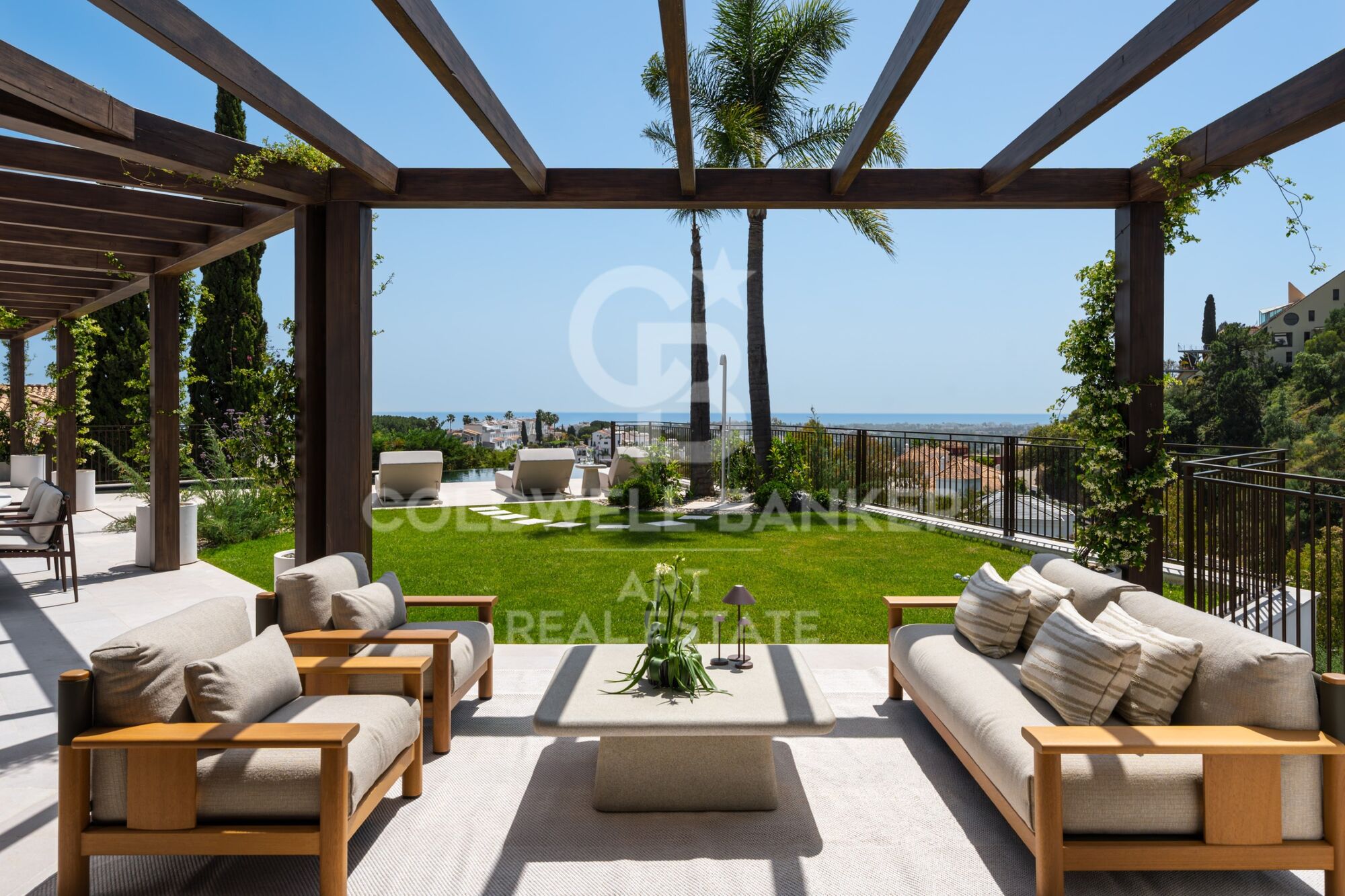 Espectacular villa en el corazón de El Herrojo- Benahavís