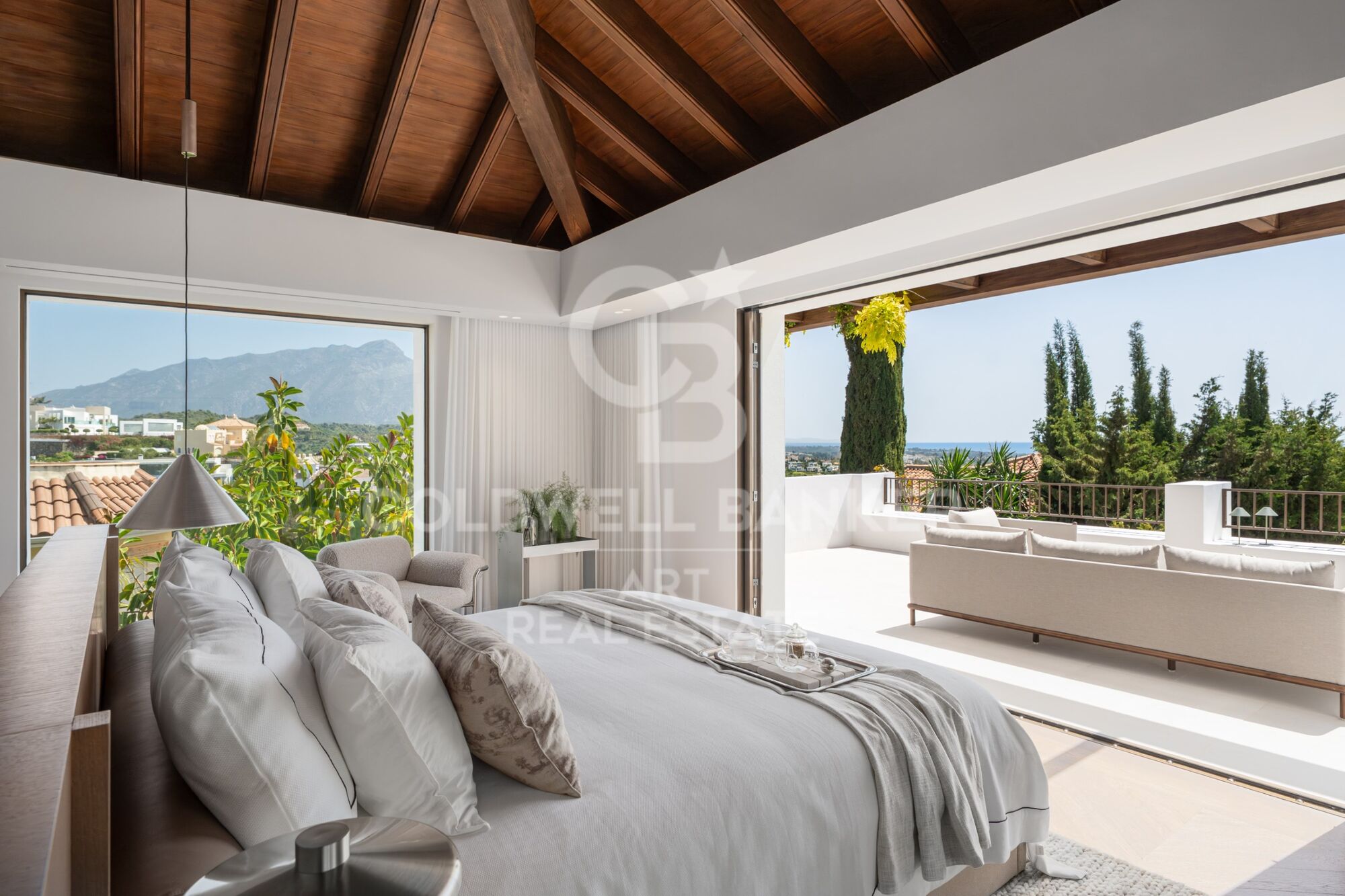 Espectacular villa en el corazón de El Herrojo- Benahavís