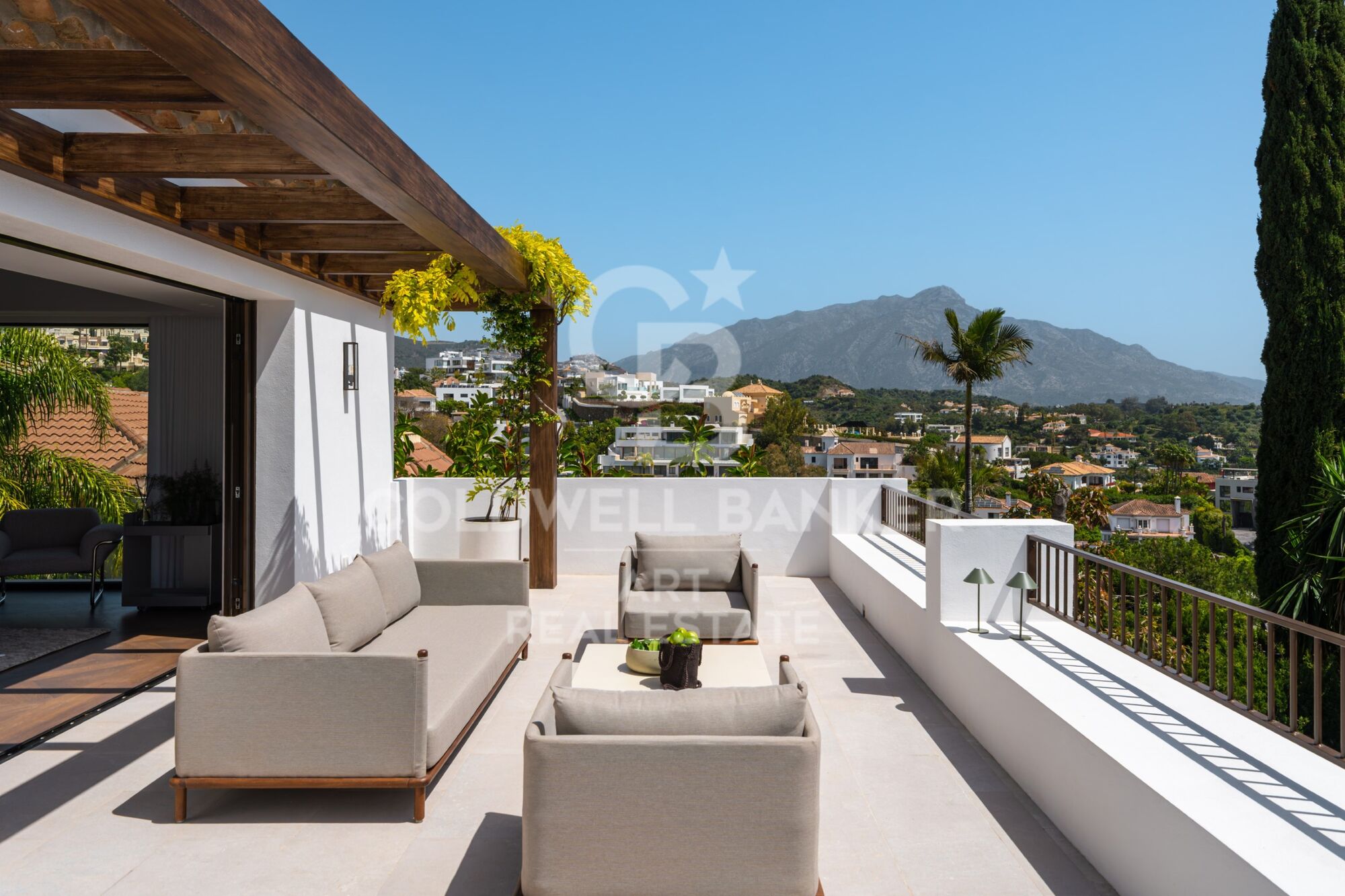 Espectacular villa en el corazón de El Herrojo- Benahavís