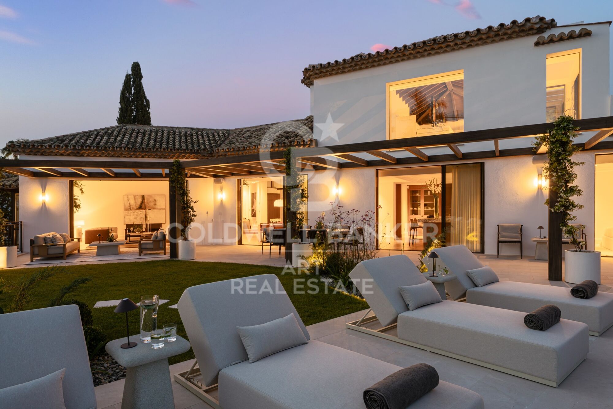 Villa 6 Schlafzimmer Verkauf Benahavís