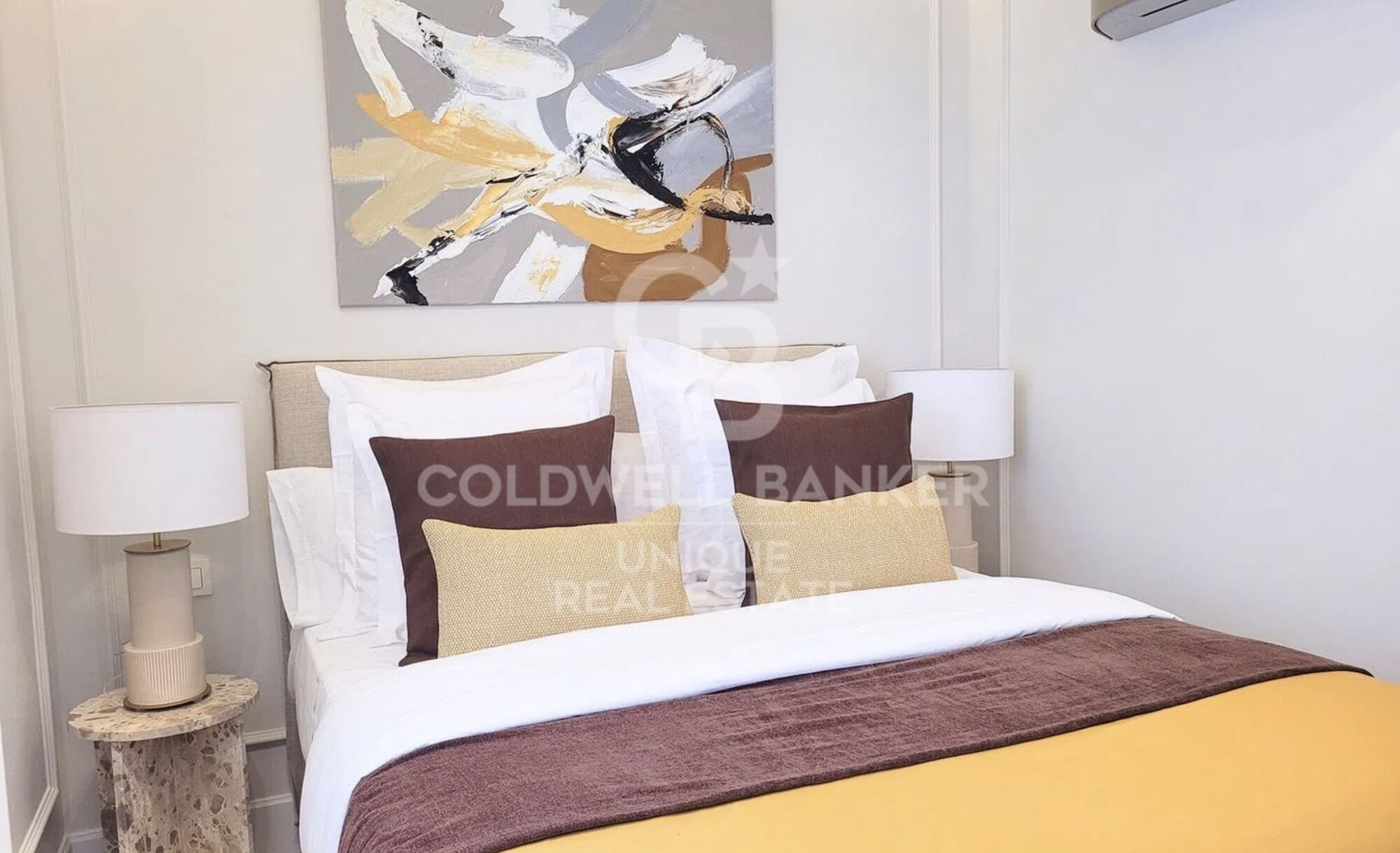 Renovated exterior apartment with terrace and garage in Goya, Madrid