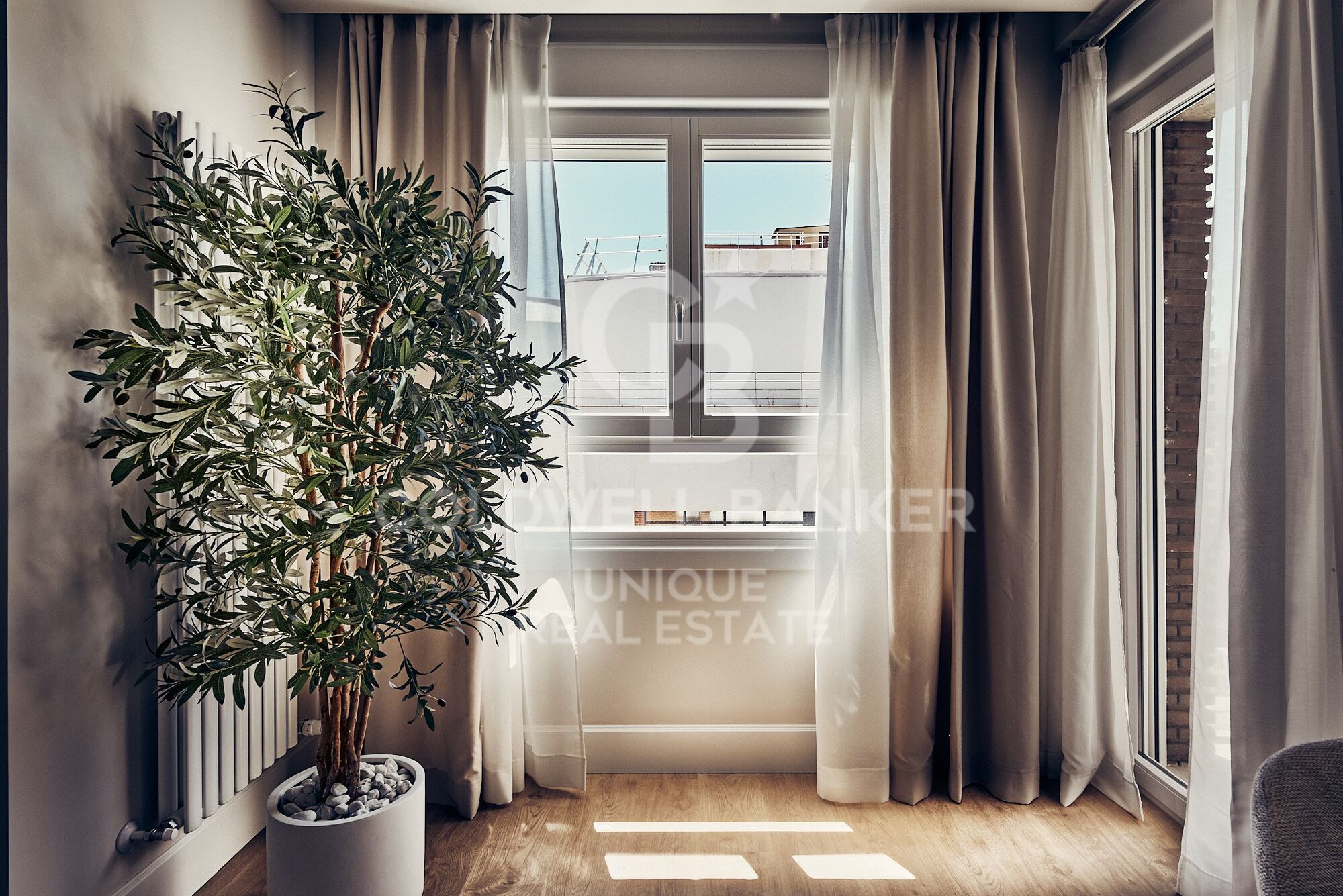 Renovated exterior apartment with terrace and garage in Goya, Madrid