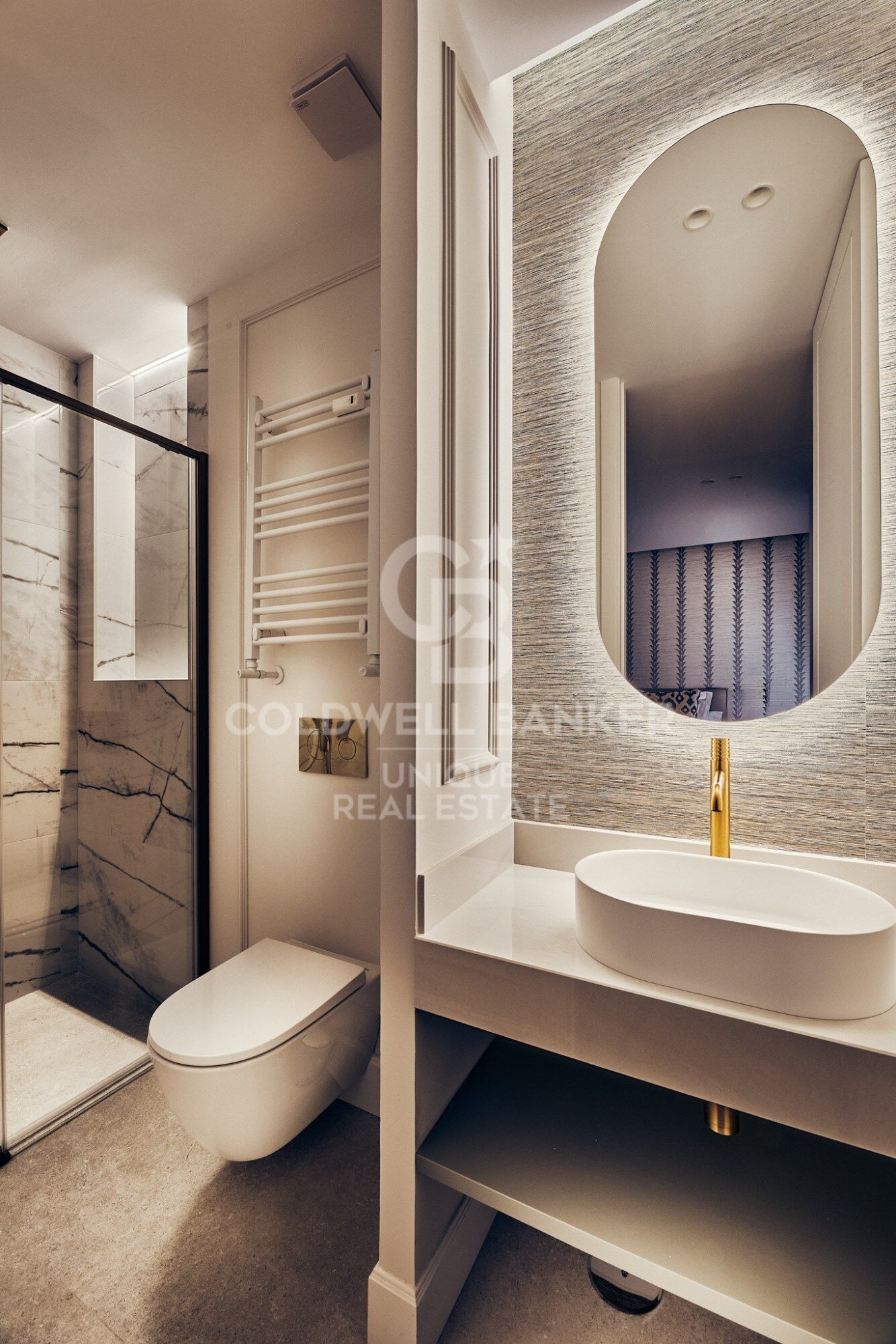 Renovated exterior apartment with terrace and garage in Goya, Madrid