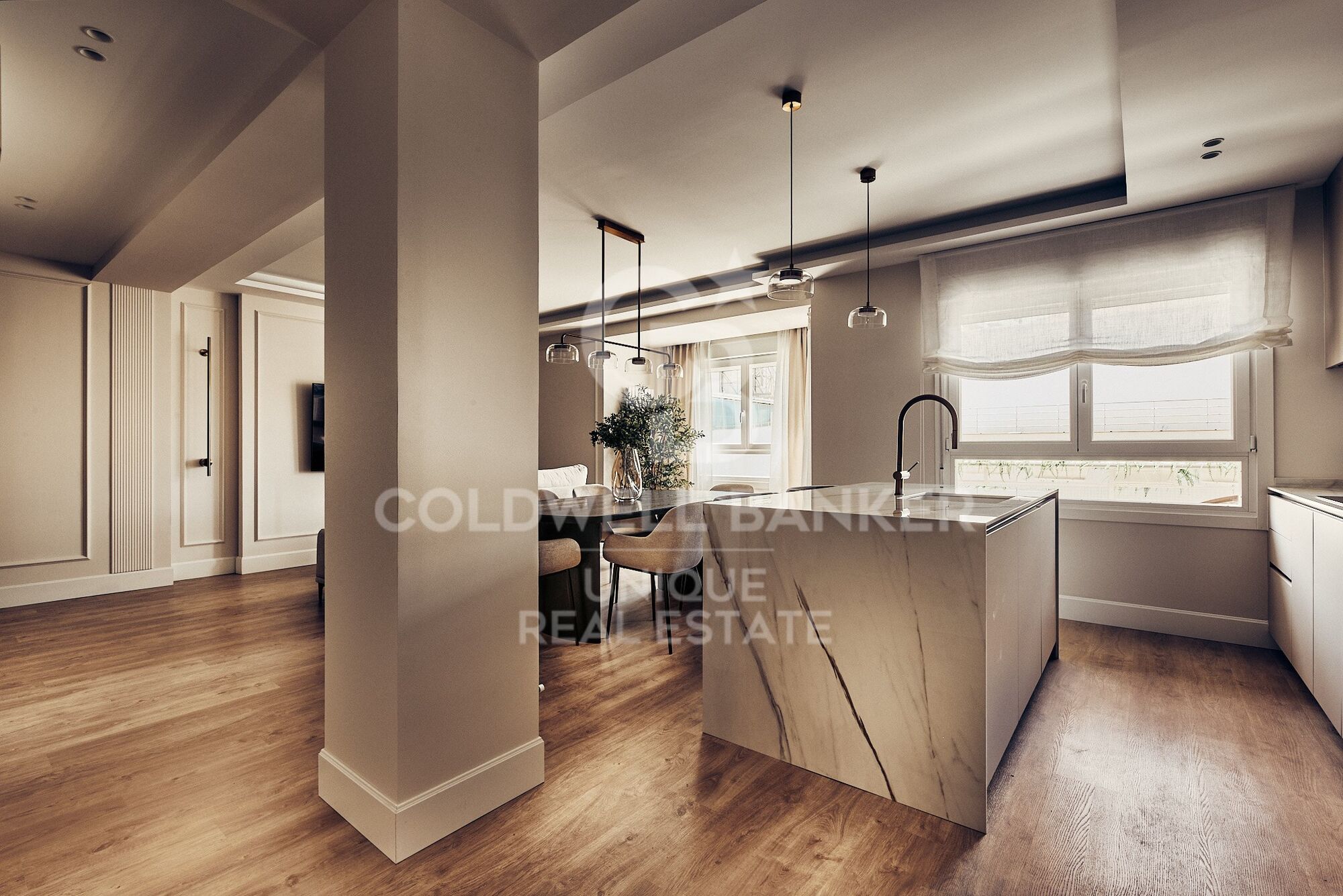 Renovated exterior apartment with terrace and garage in Goya, Madrid