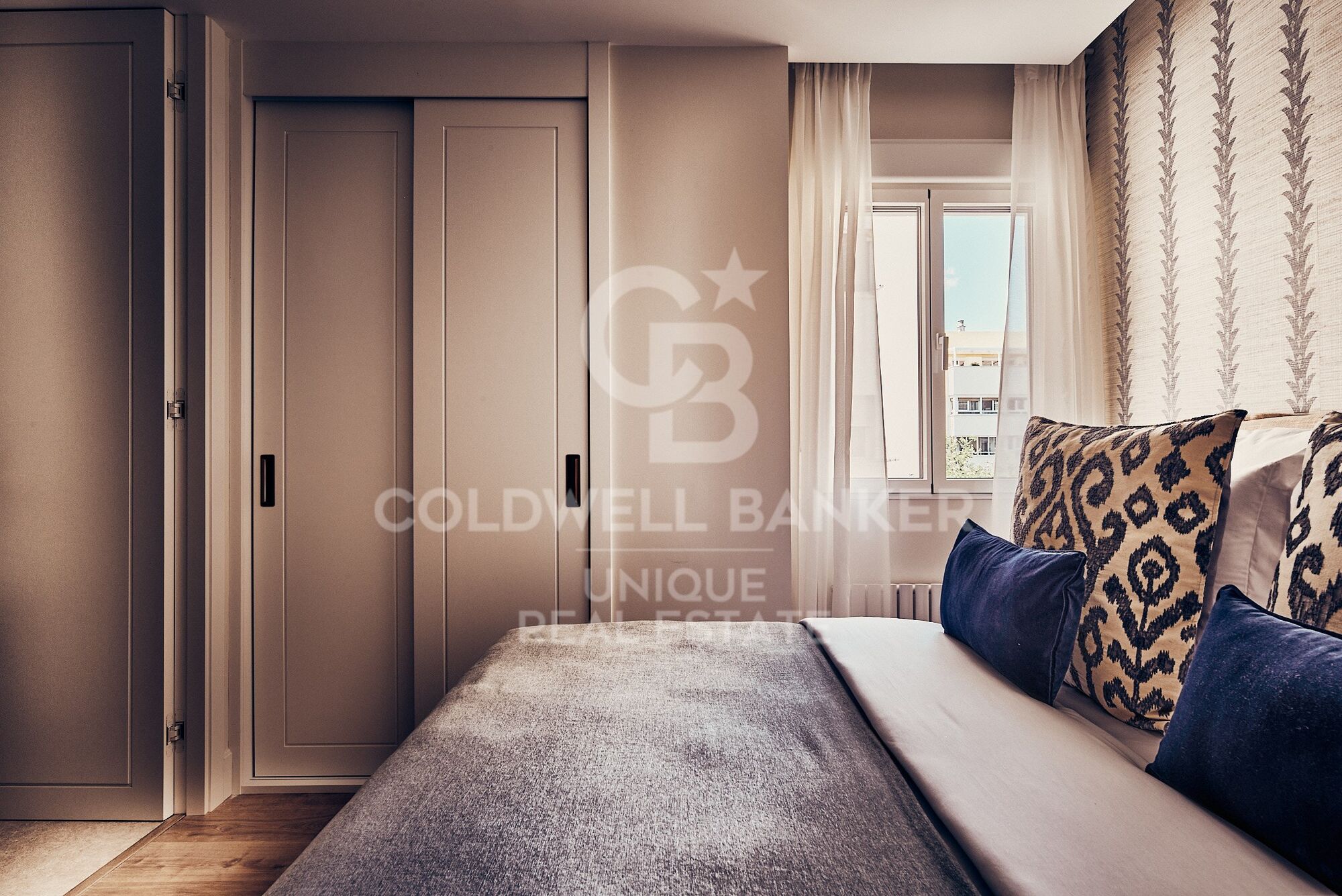 Renovated exterior apartment with terrace and garage in Goya, Madrid