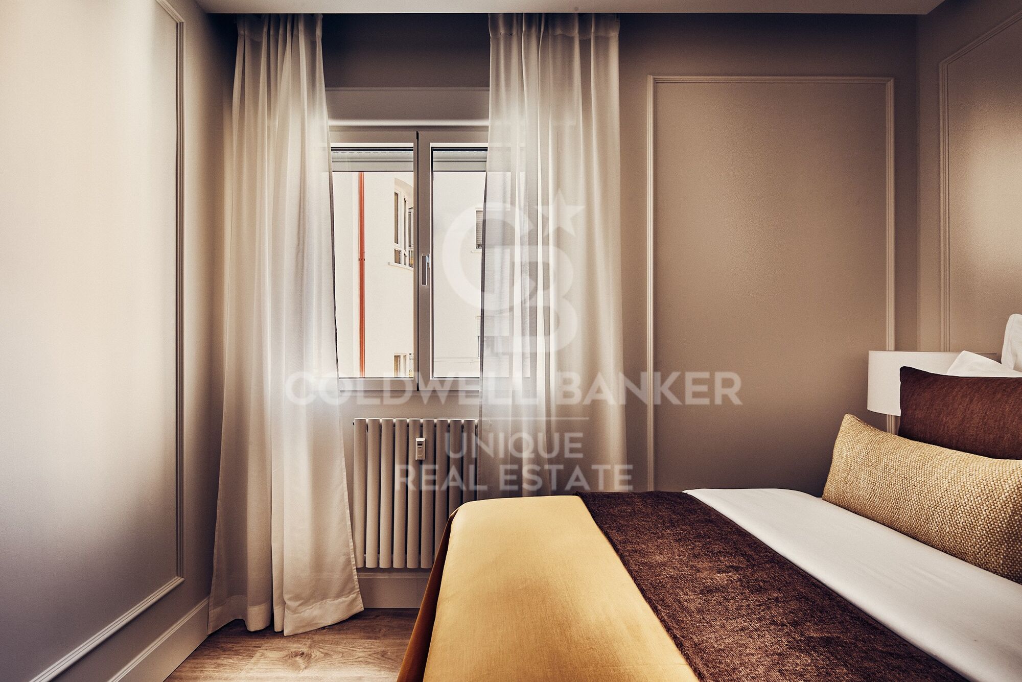 Renovated exterior apartment with terrace and garage in Goya, Madrid