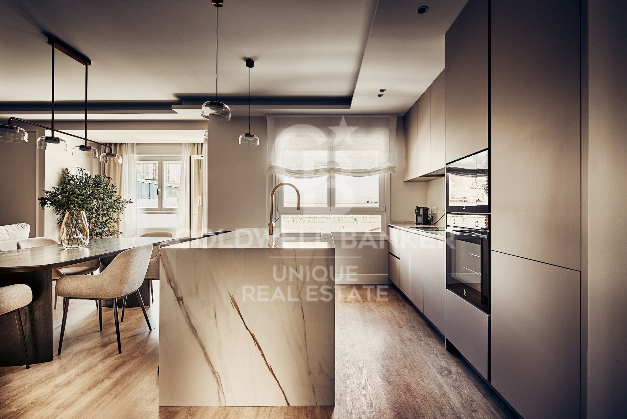 Appartement extérieur rénové avec terrasse et garage à Goya, Madrid