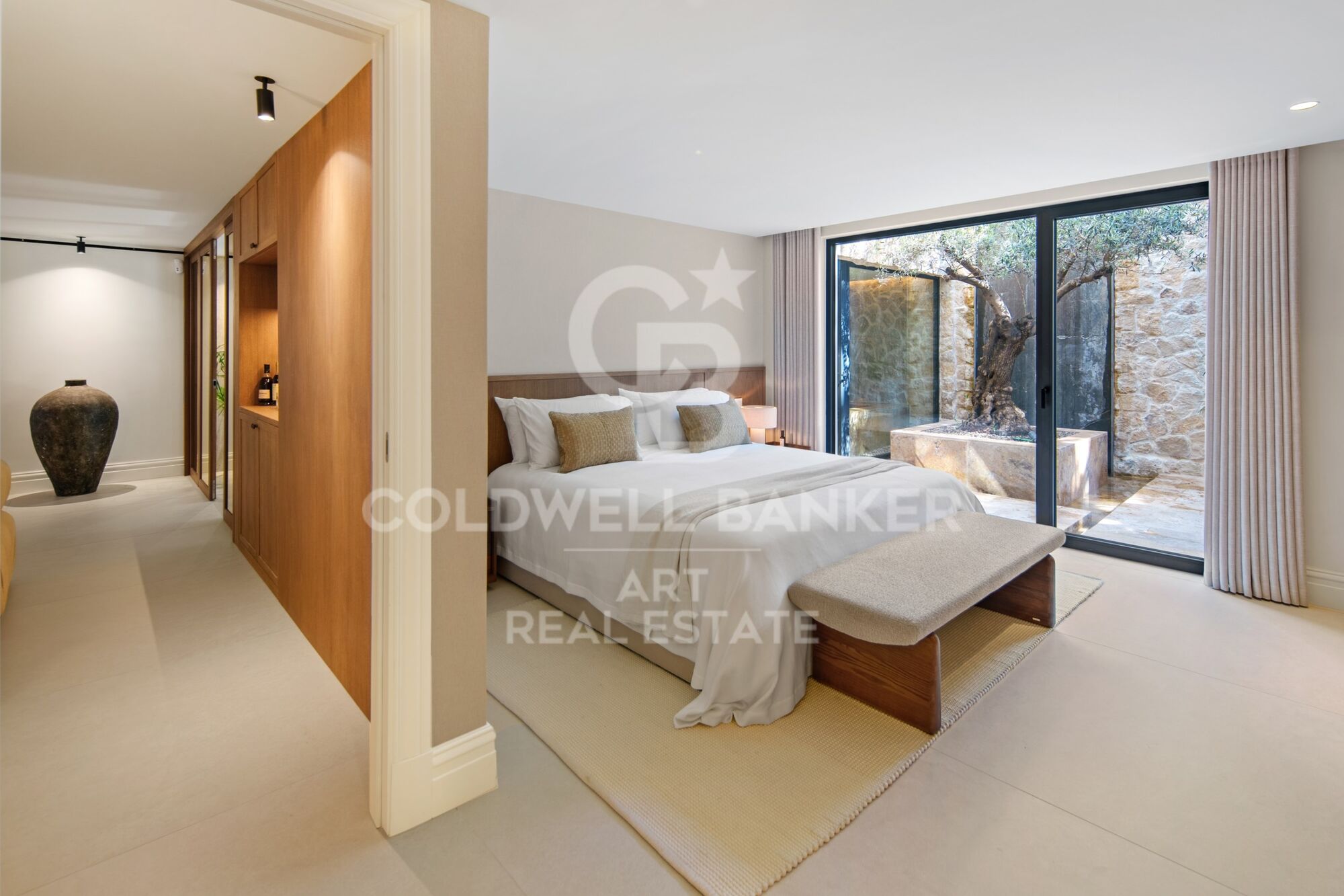 Villa contemporánea en primera línea de Golf en Nueva Andalucía