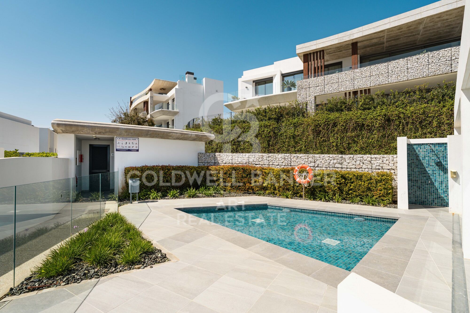 Luxury penthouse with panoramic sea views in La Quinta.