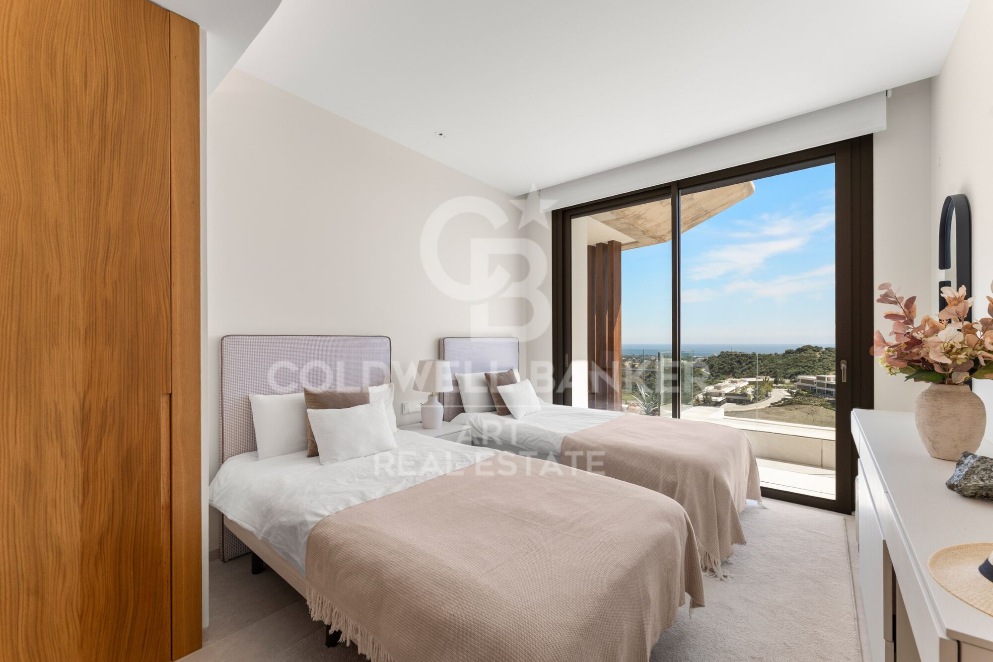 Penthouse de luxe avec vues panoramiques sur la mer à La Quinta.