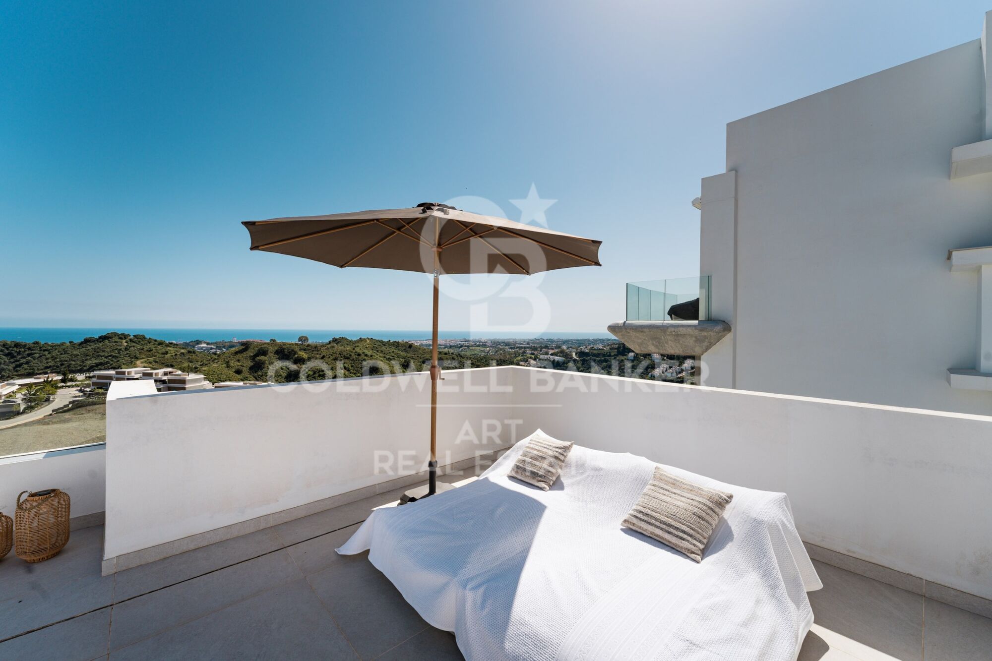 Luxus-Penthouse mit Panoramameerblick in La Quinta.