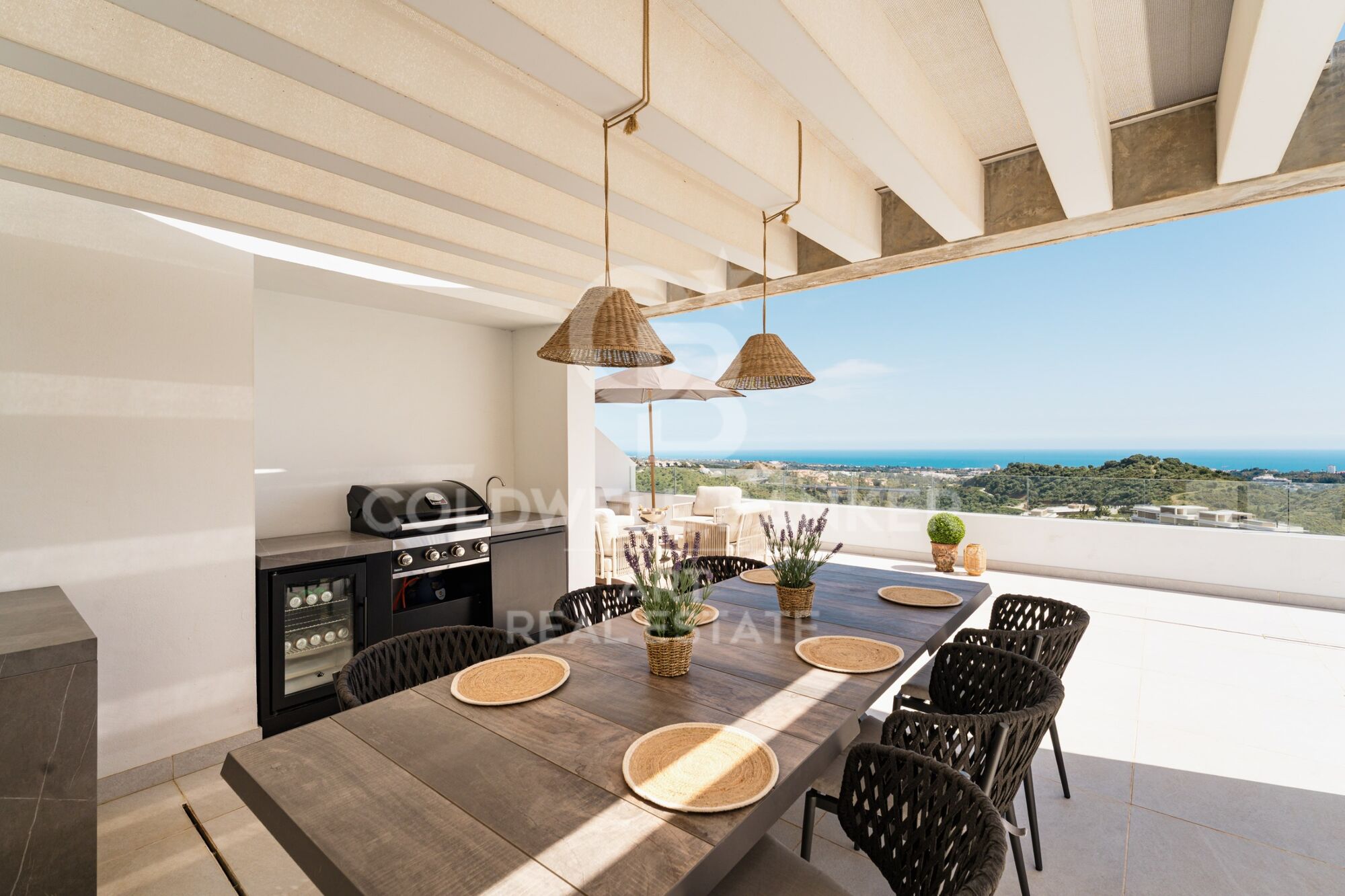 Luxus-Penthouse mit Panoramameerblick in La Quinta.