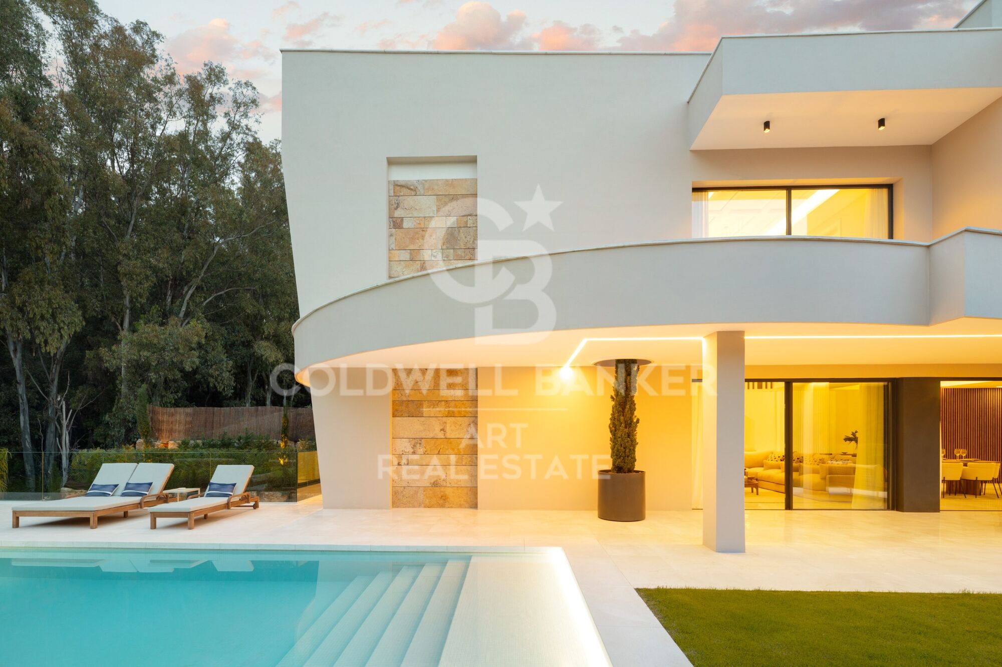 Villa contemporaine de luxe neuve à La Cerquilla, Nueva Andalucía.