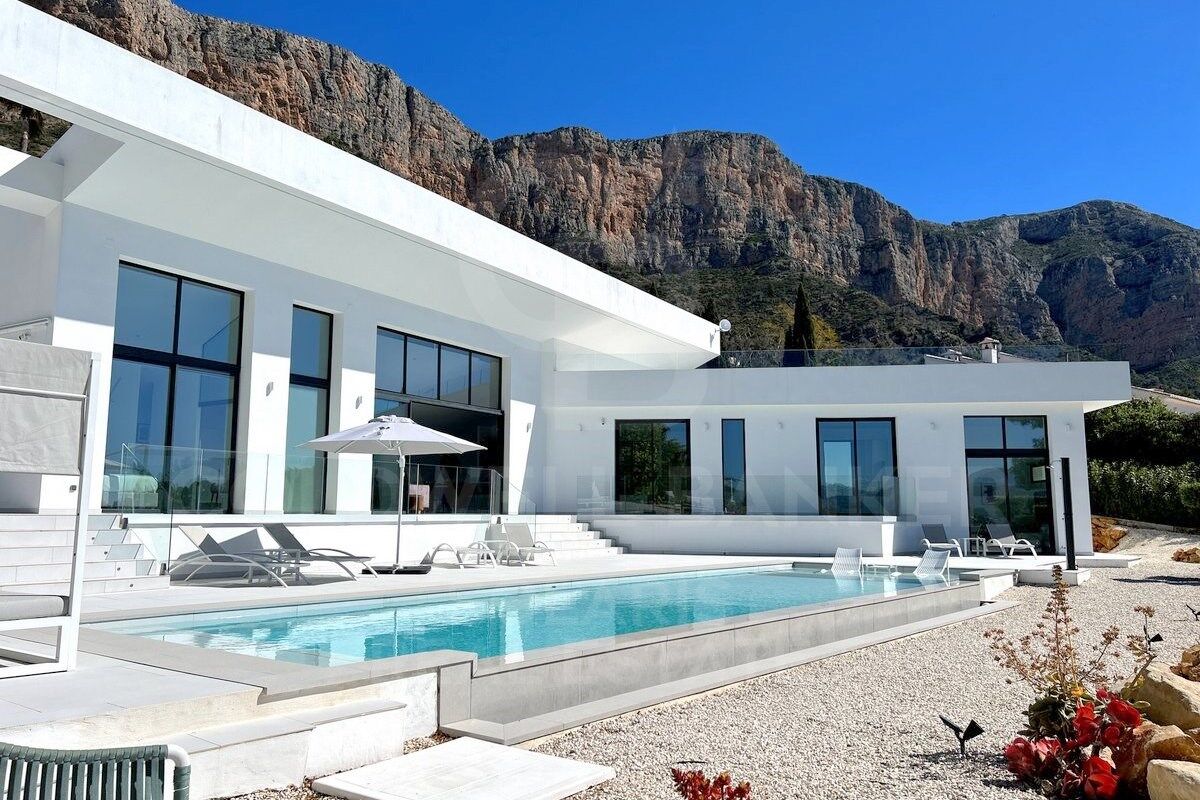 Exclusive Design Villa in El Montgó, Jávea | Valley Views, Heated Pool and Maximum Privacy