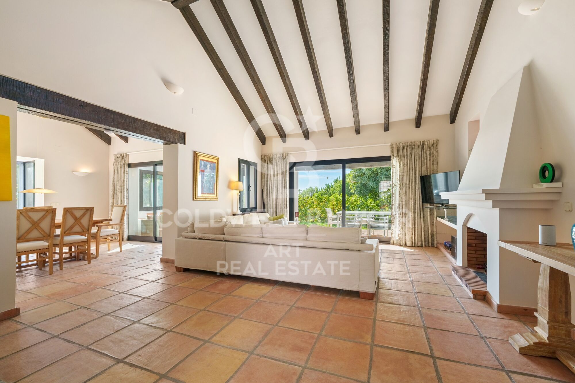 Impresionante Villa con Vistas Panorámicas en Puerto del Almendro, Benahavís
