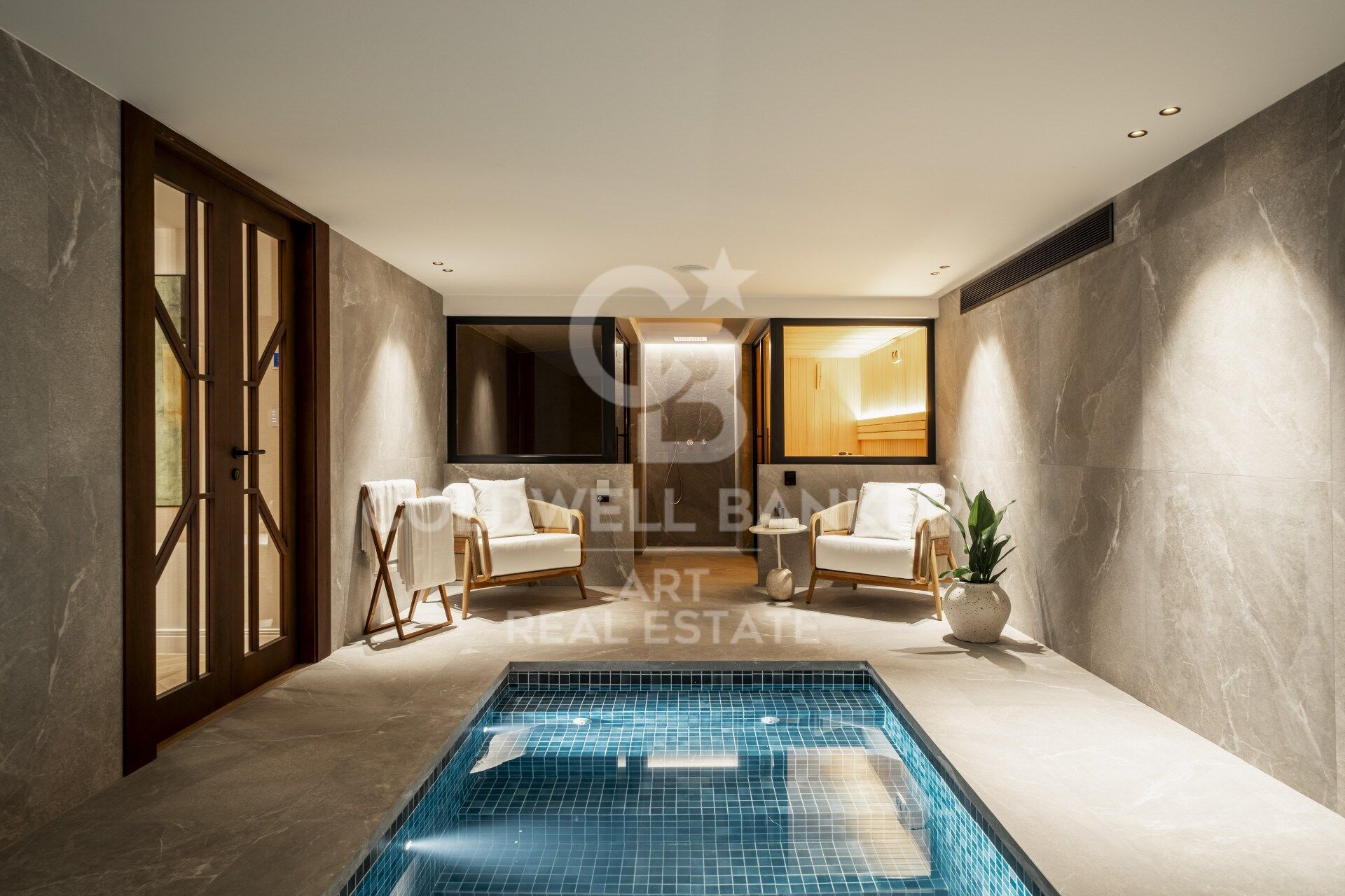 Spectacular fully renovated five-bedroom villa in Nueva Andalucía, Marbella