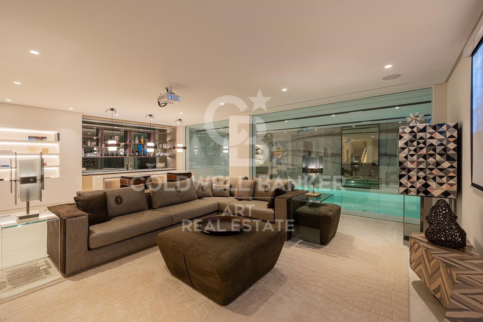 Sophisticated contemporary villa with sea views - Marbella Hill Club, Golden Mile