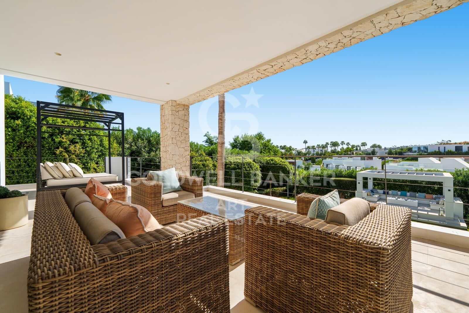 Zeitgenössische Villa mit elegantem Design - Nueva Andalucía, Marbella